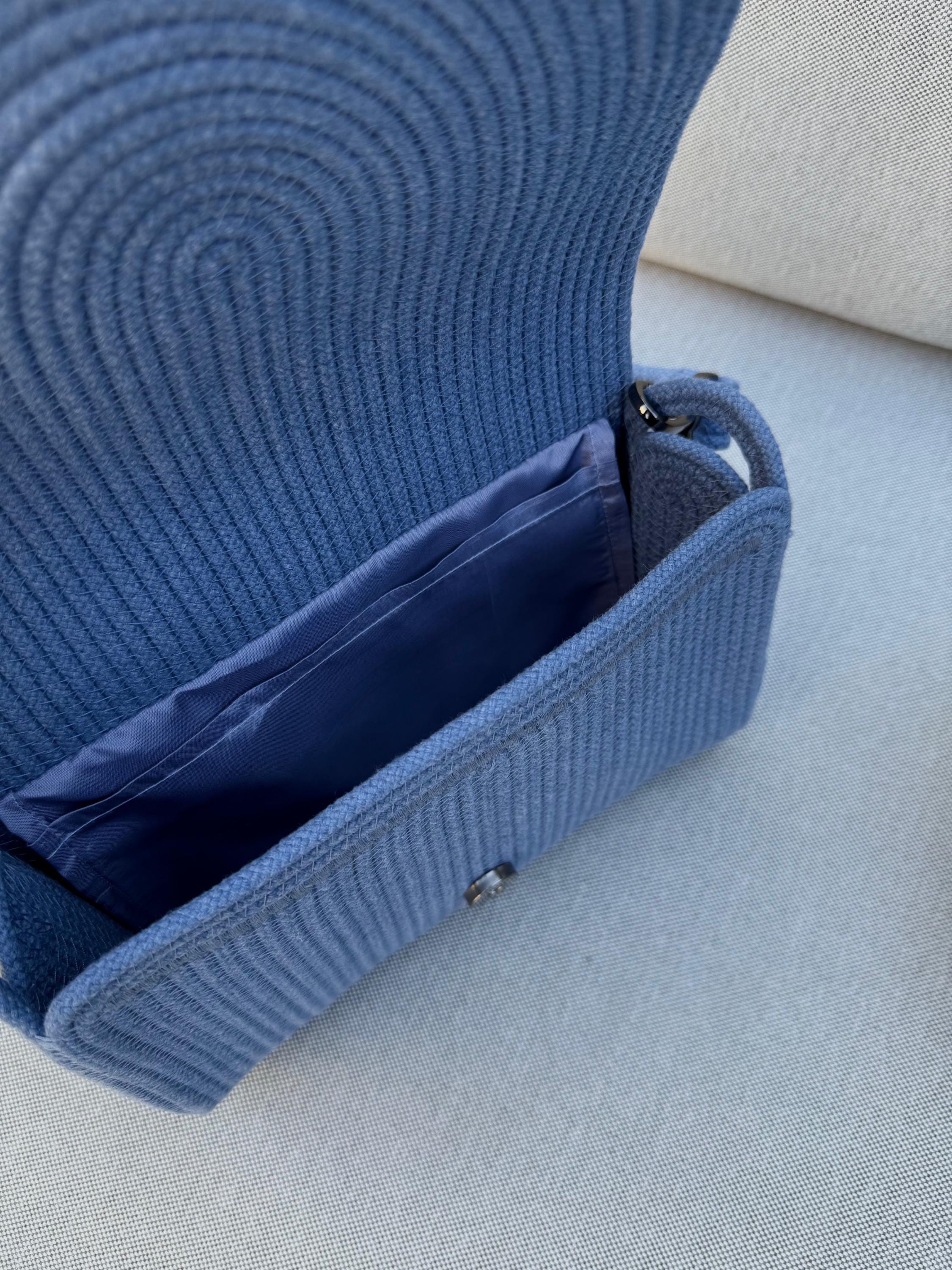 COTTON CLUTCH — BLUE