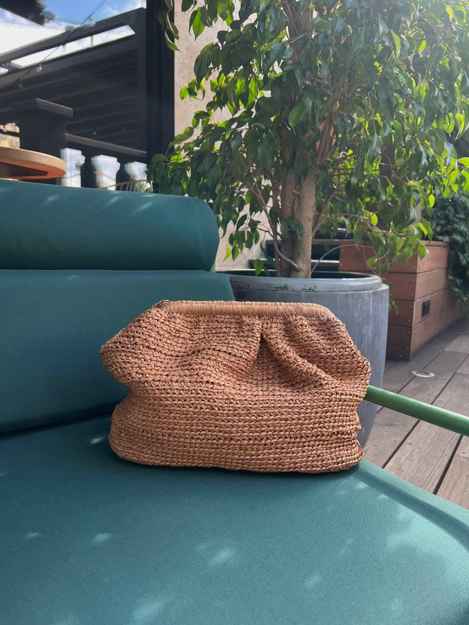 CLUTCH — BROWN