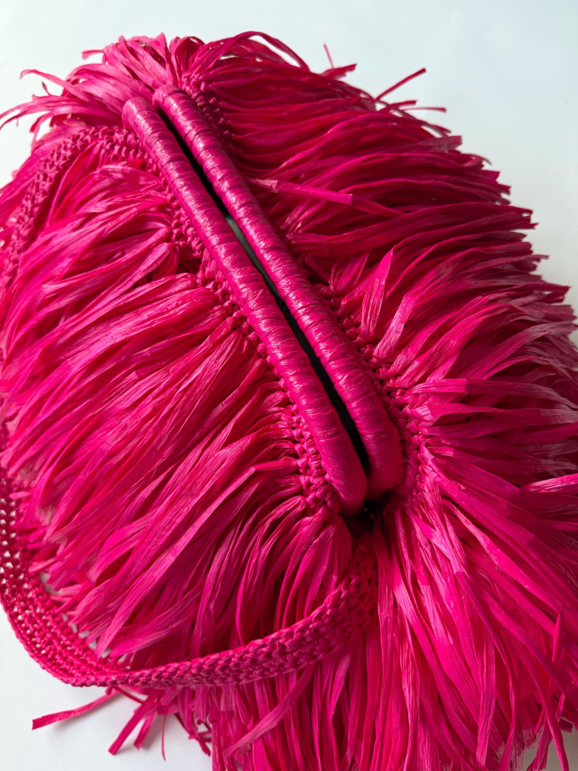 TEXTURE CLUTCH — MAGENTA — view 3