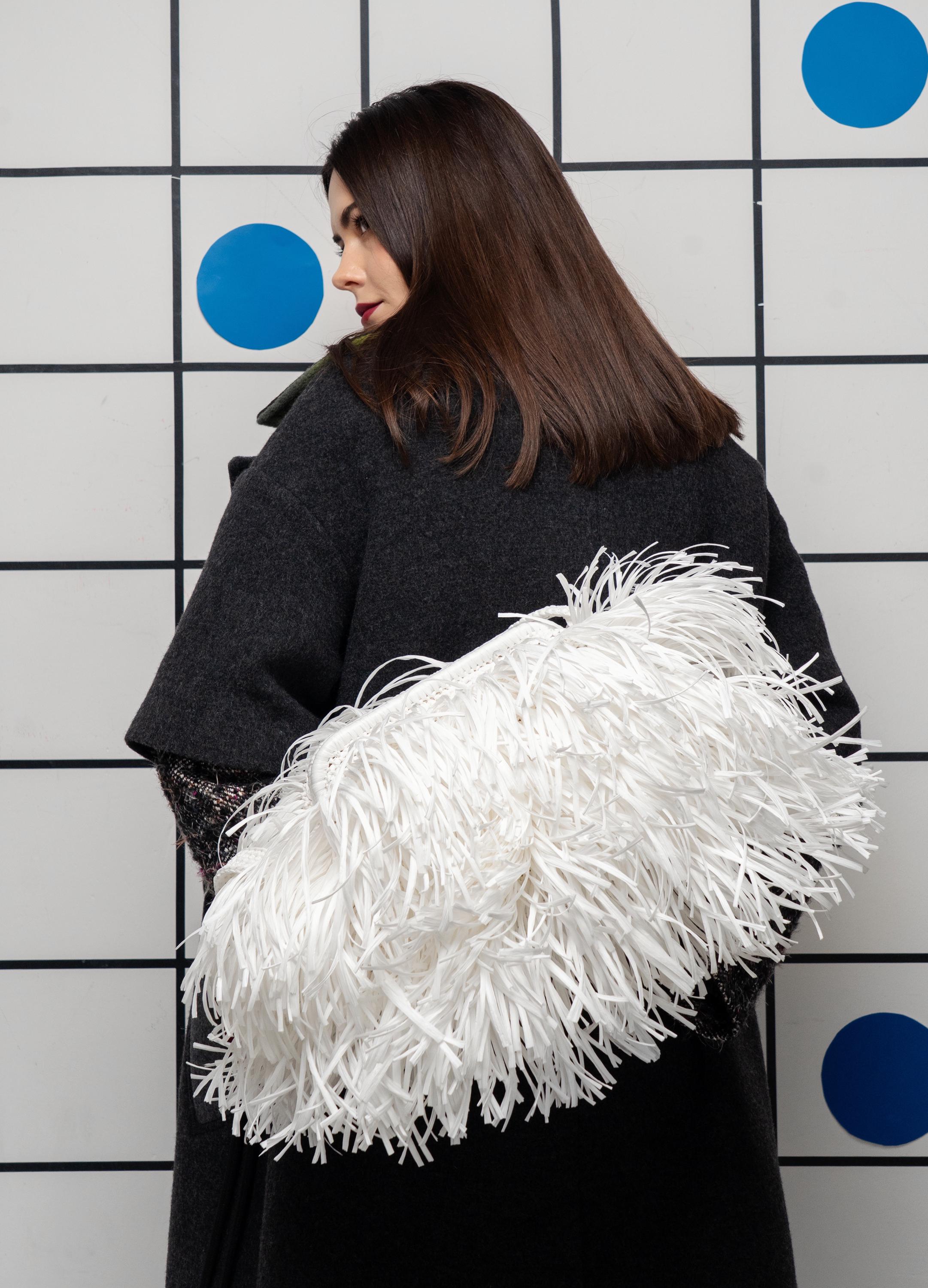 TEXTURE CLUTCH — WHITE — view 1