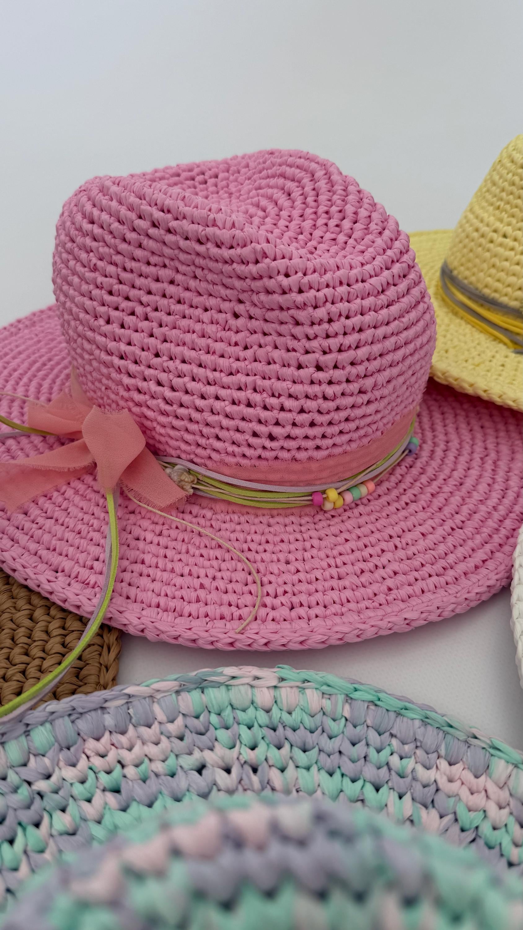 HAT — PALE YELLOW