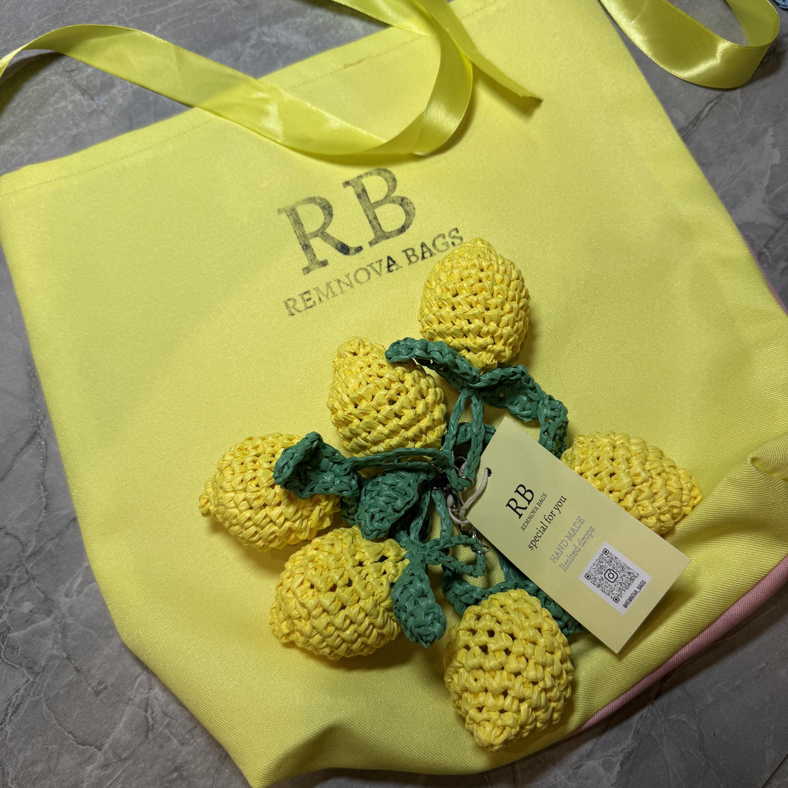 INDIVIDUAL CHARM — LEMON