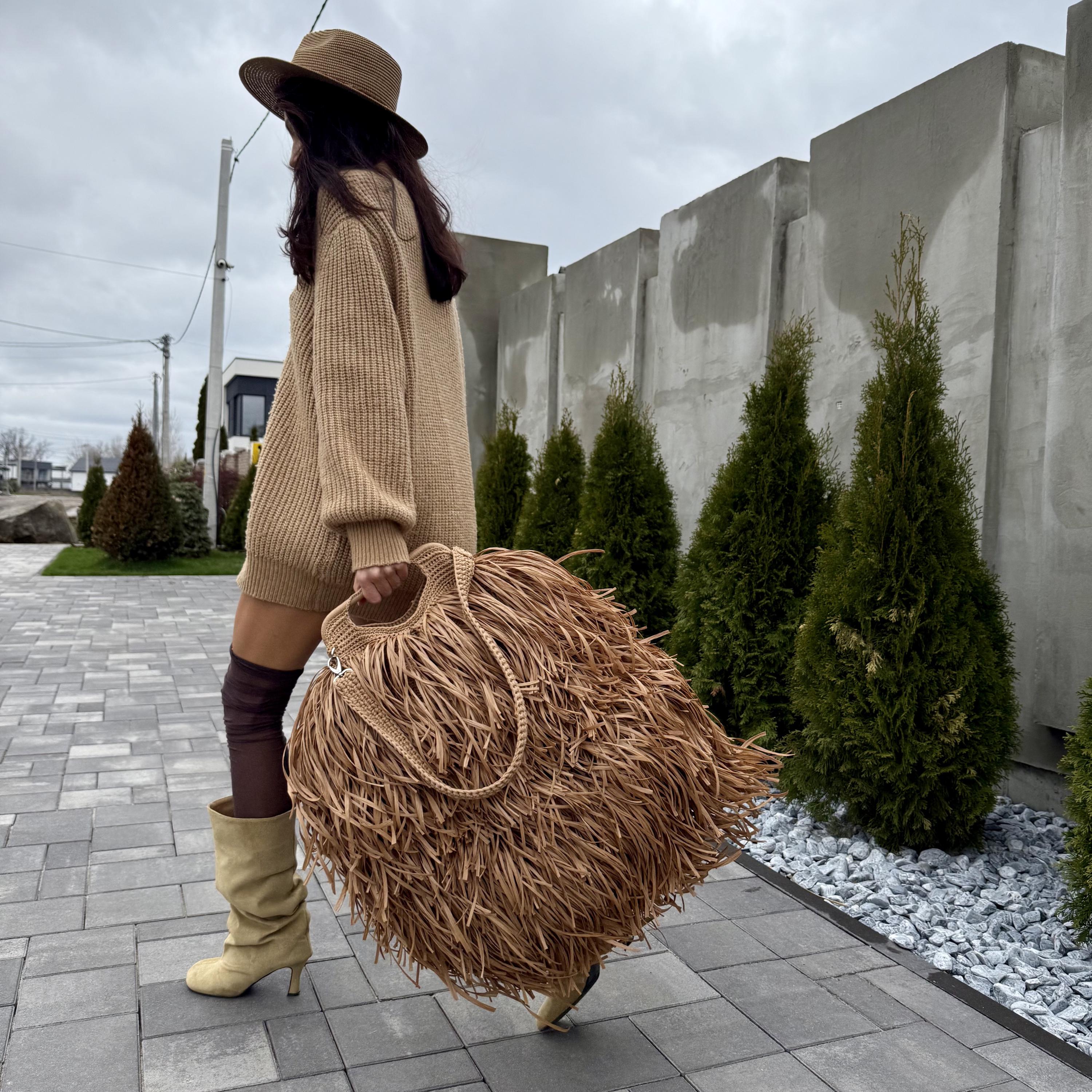 GIANT RAFFIA TOTE — BROWN