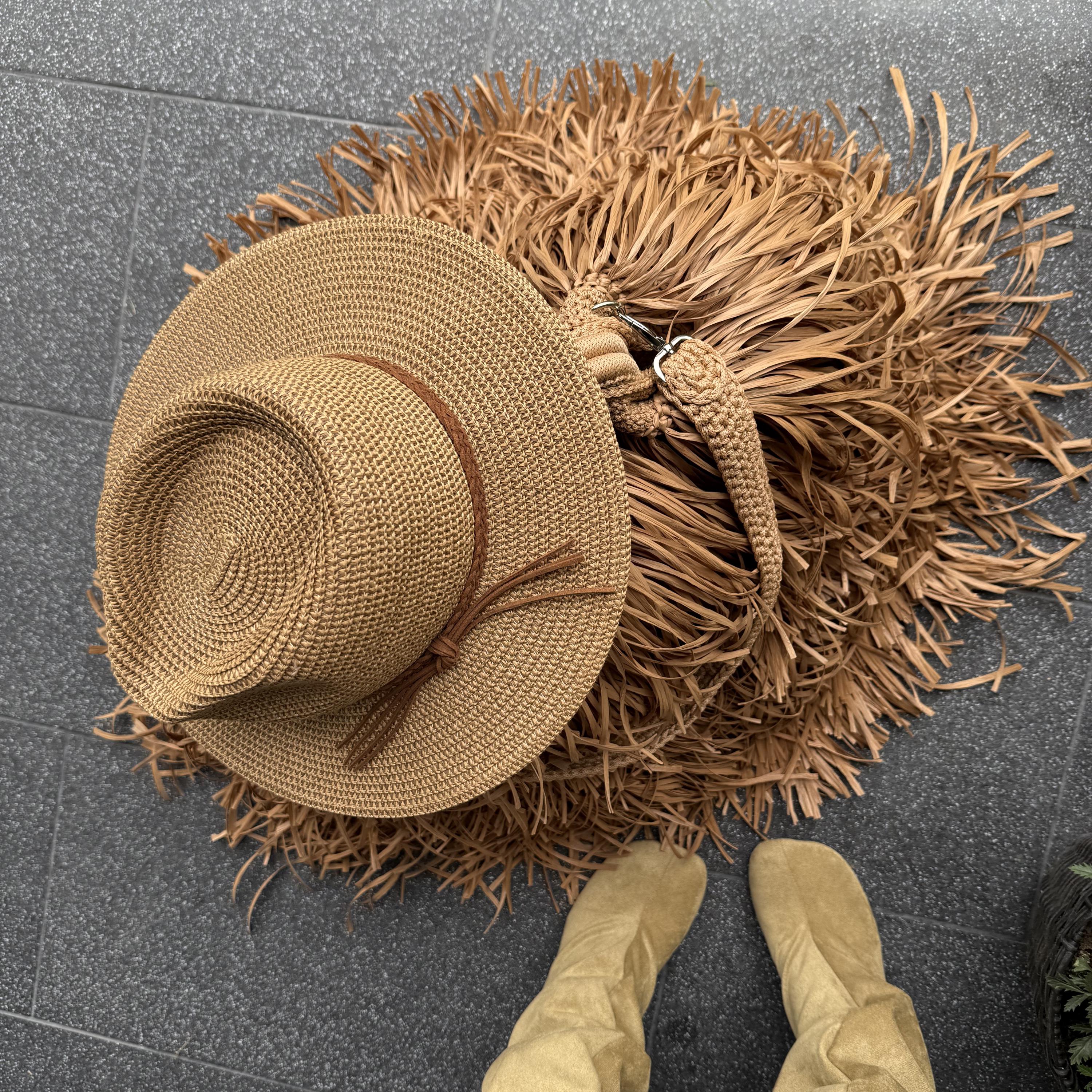 GIANT RAFFIA TOTE — BROWN