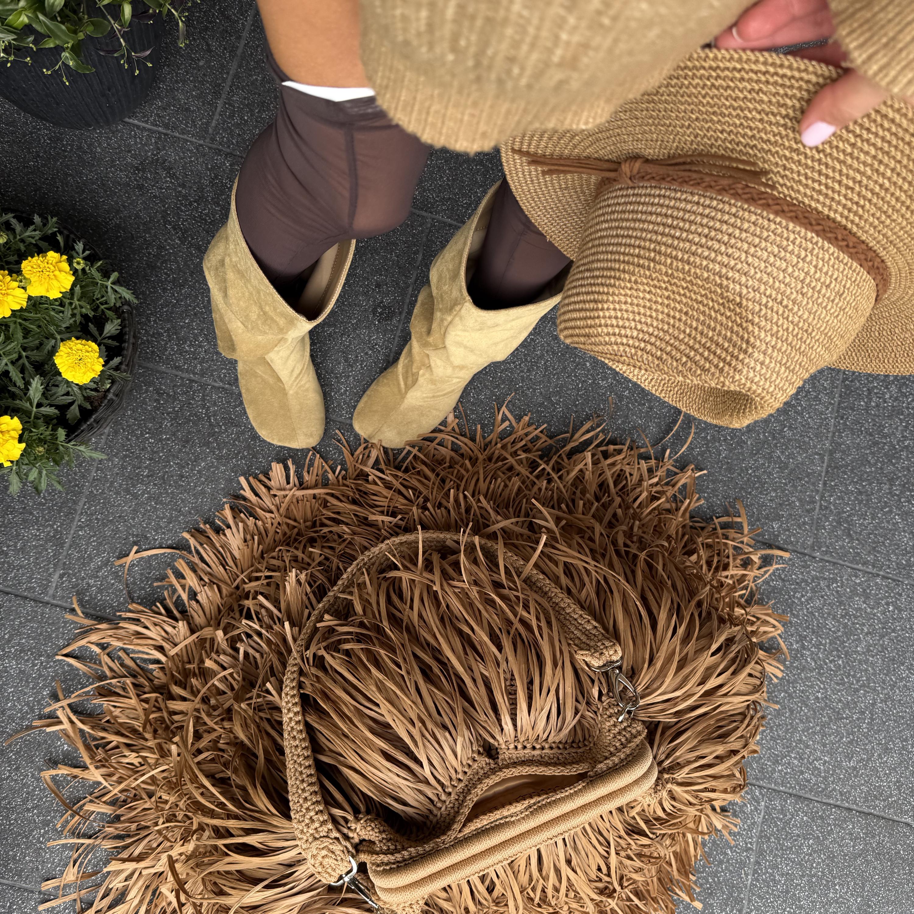 GIANT RAFFIA TOTE — BROWN