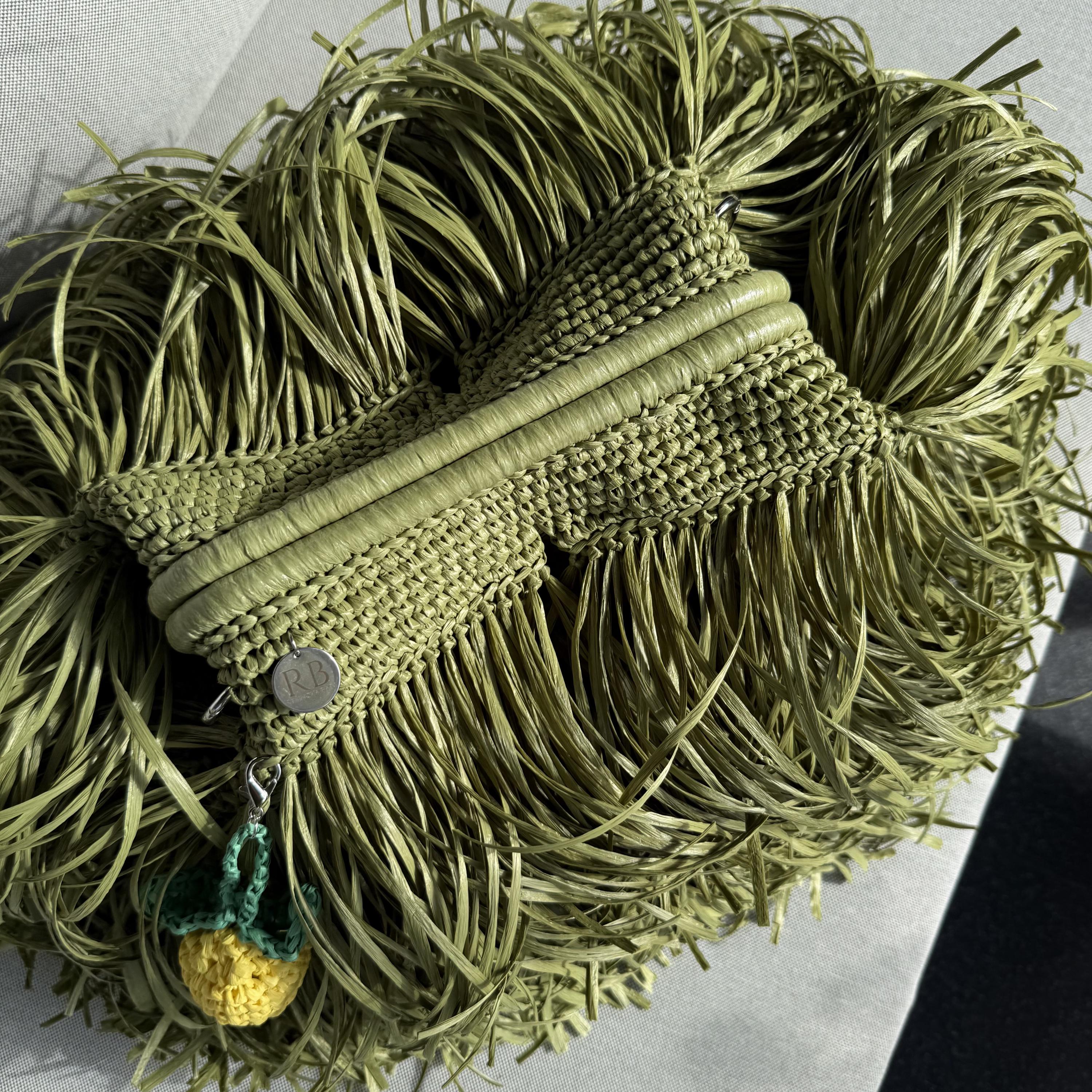 TEXTURE CLUTCH — OLIVE — view 4