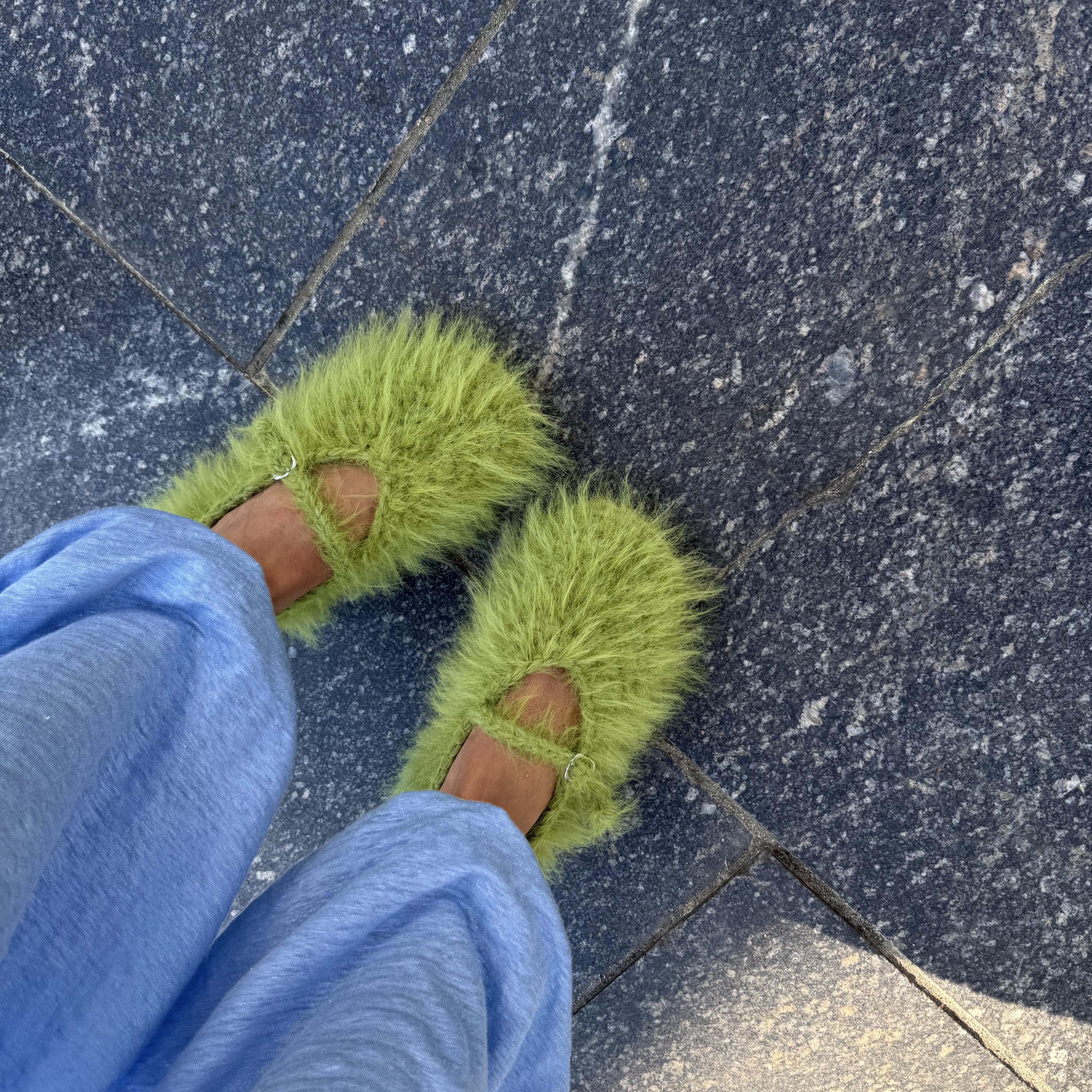 FUZZY SLIPPERS — GREEN — view 1