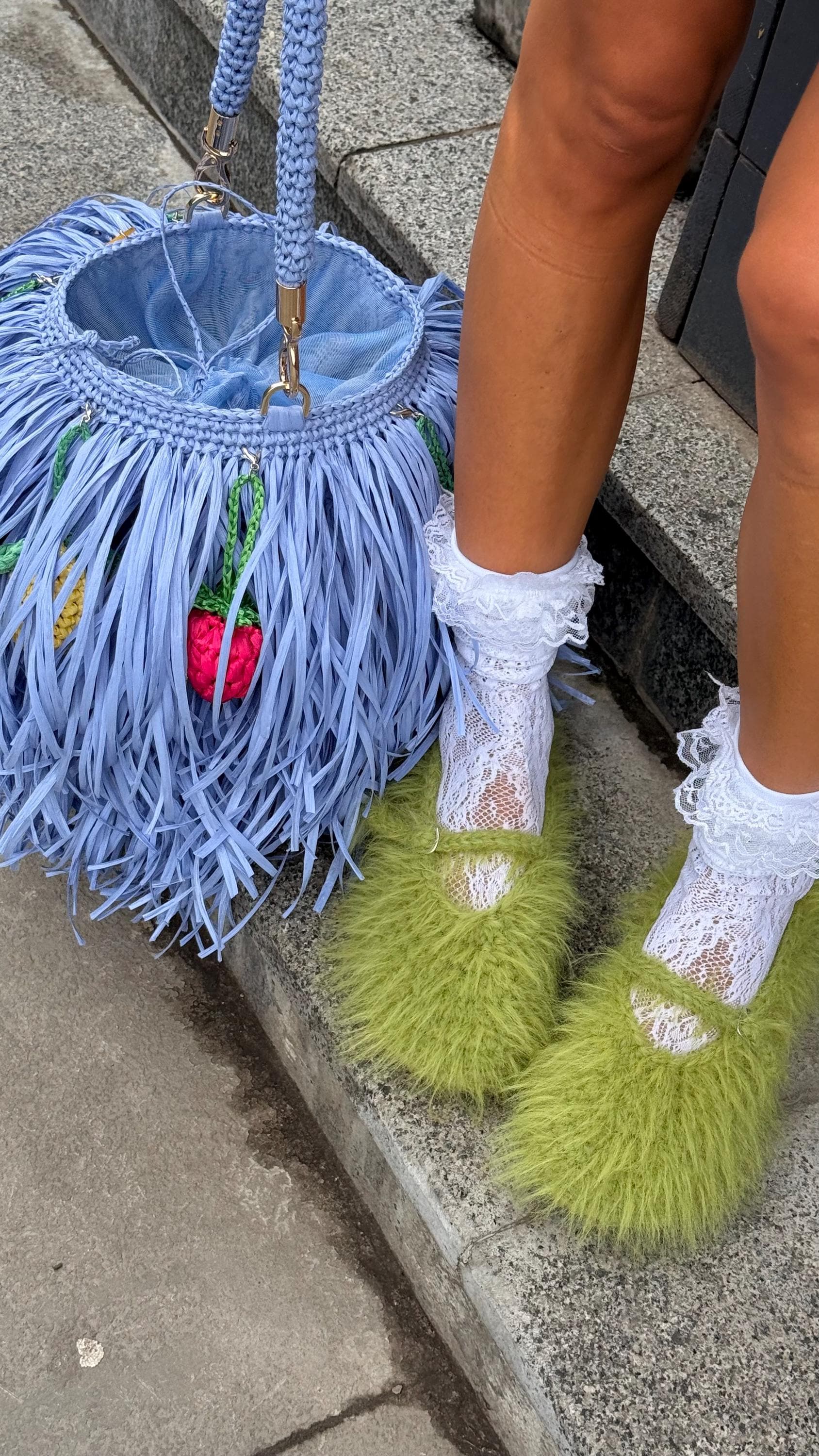 FUZZY SLIPPERS — GREEN