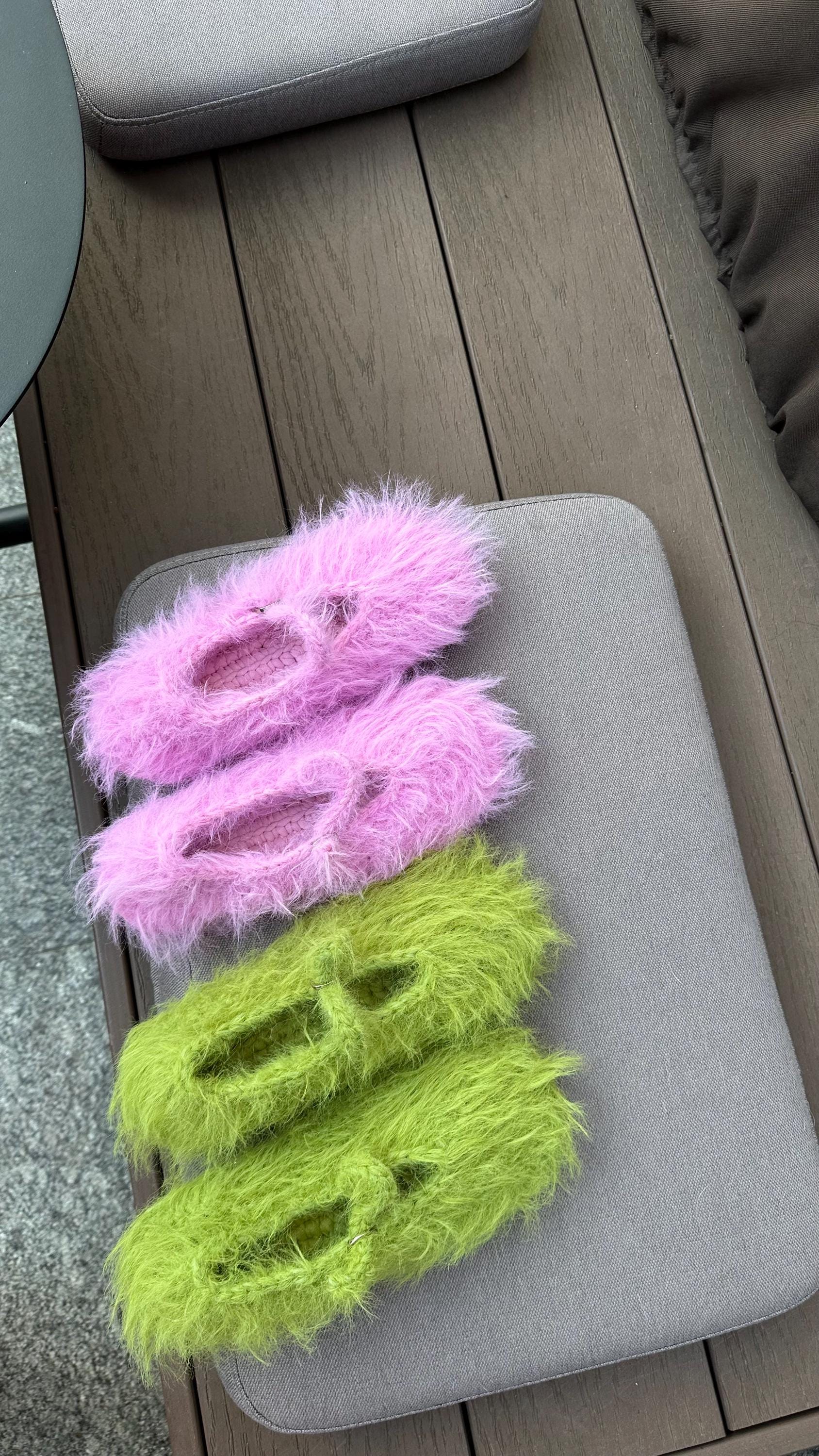 FUZZY SLIPPERS — GREEN — view 4