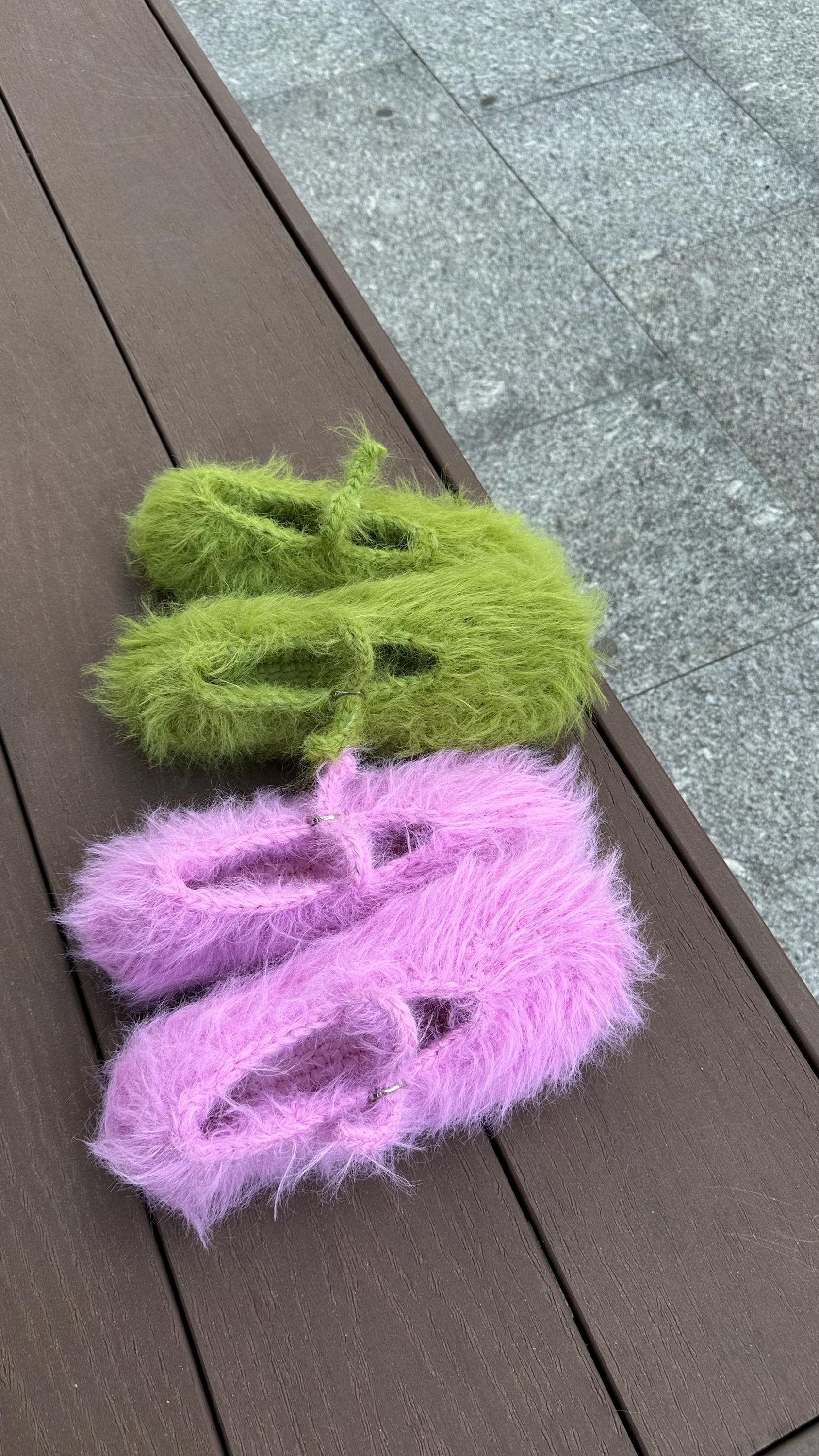 FUZZY SLIPPERS — GREEN — view 3