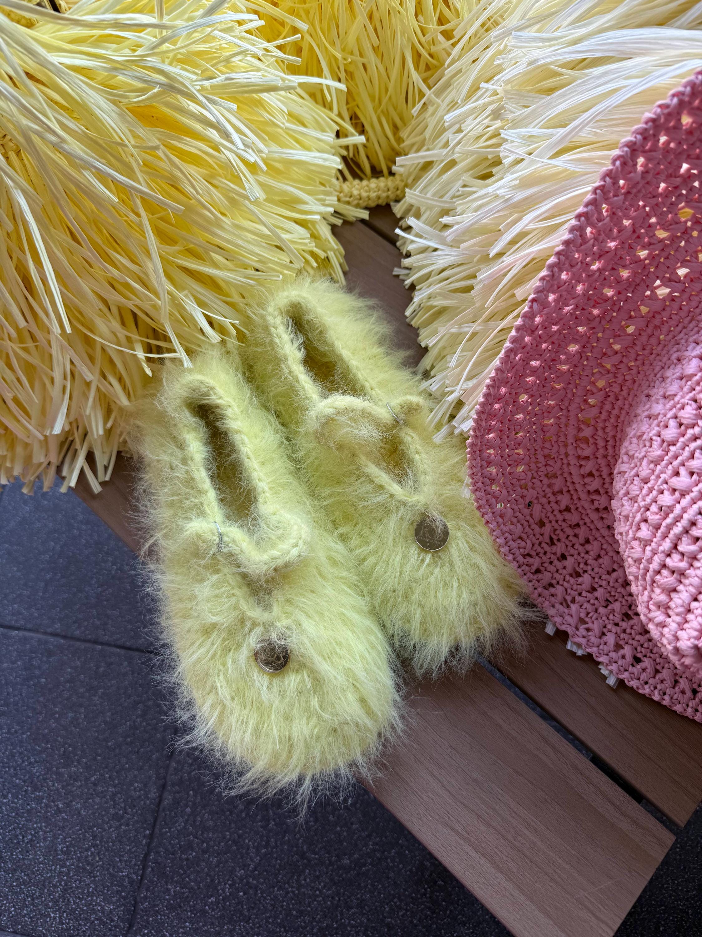 FUZZY SLIPPERS — LEMON — view 6