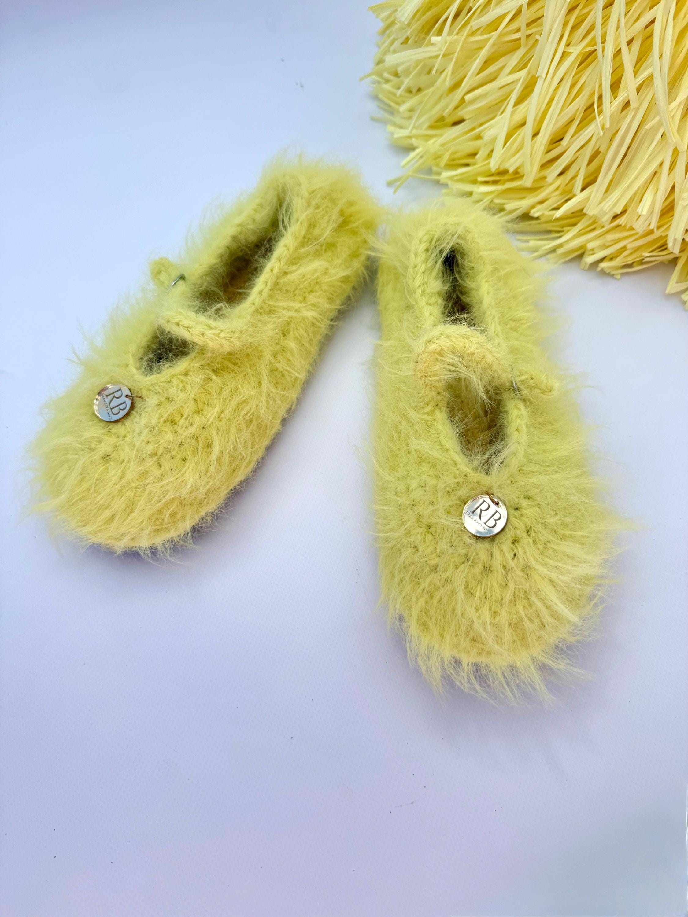 FUZZY SLIPPERS — LEMON — view 1