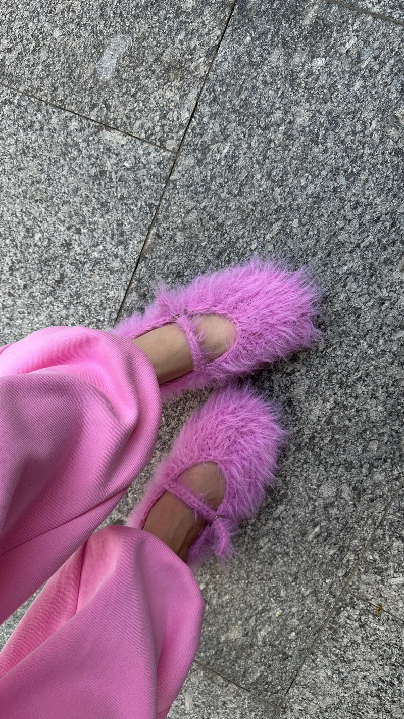 FUZZY SLIPPERS — PINK — view 1