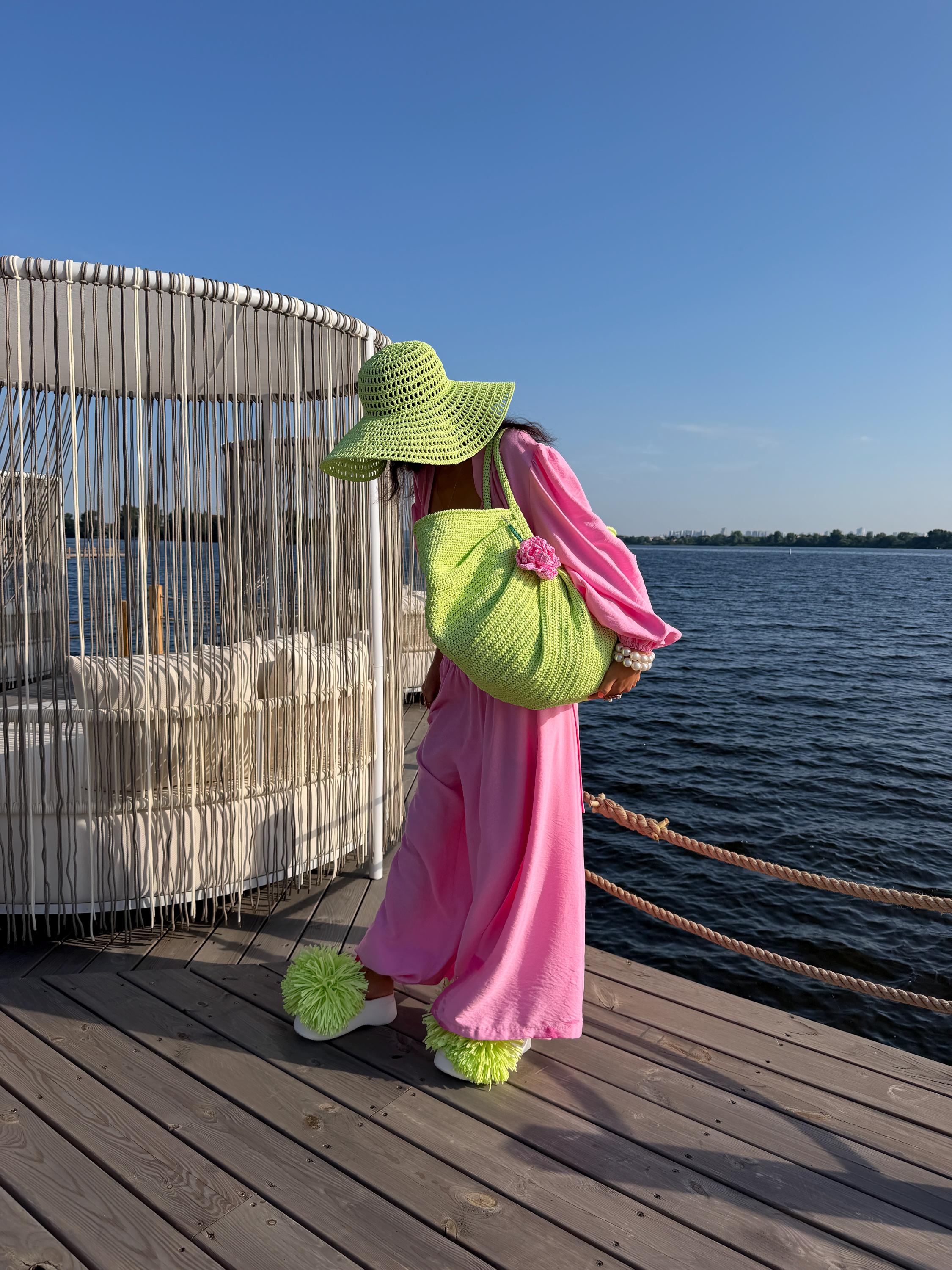 HAT — LIME
