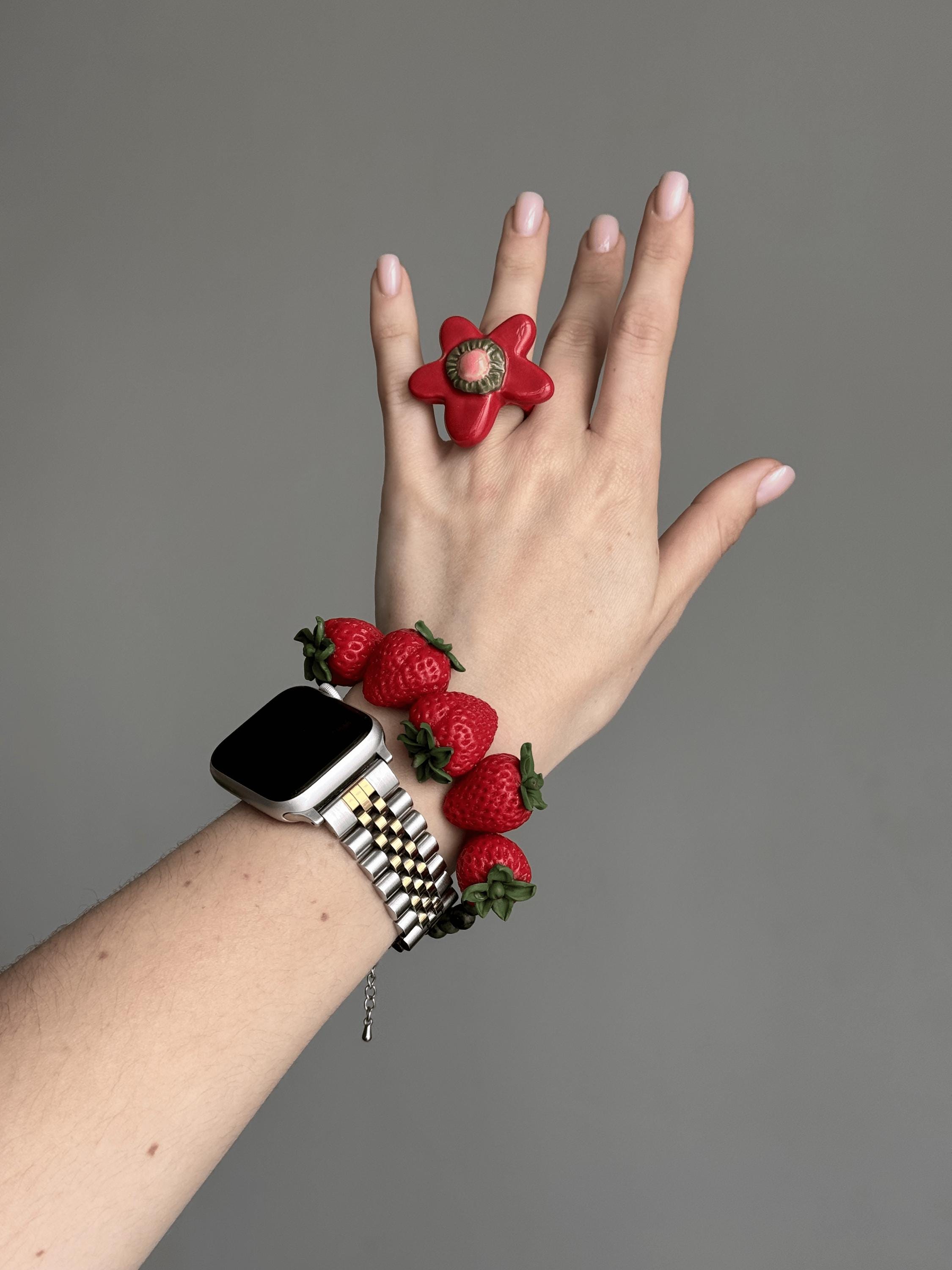 STRAWBERRY NECKLACE & BRACELET