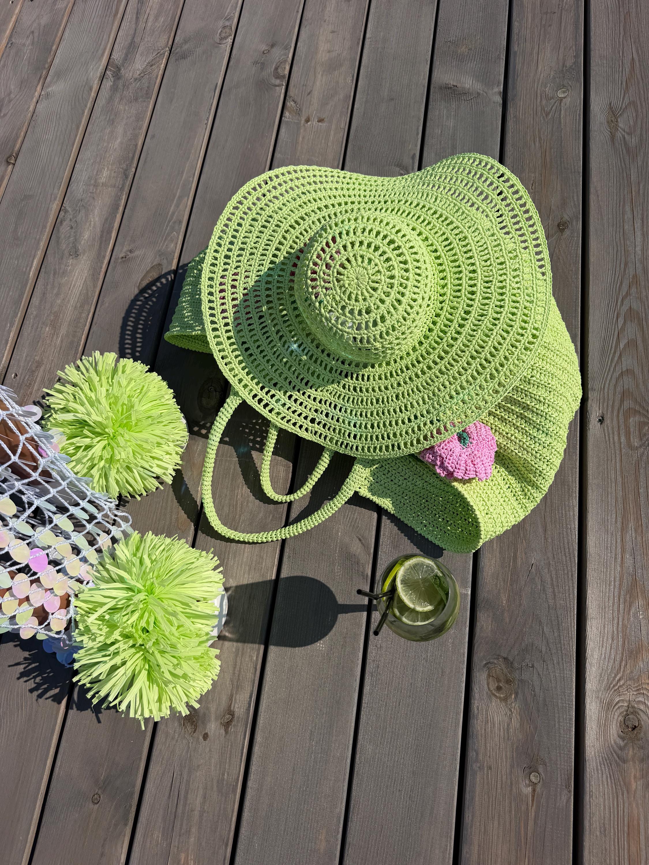 HAT — LIME