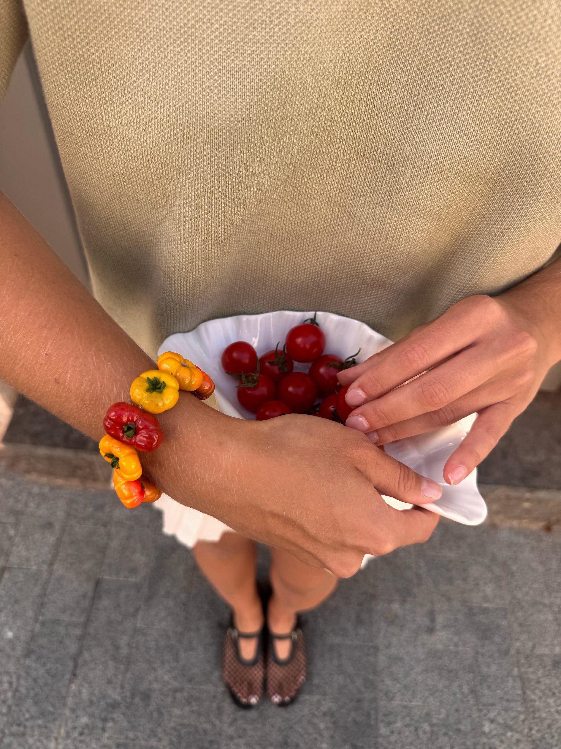 TOMATO NECKLACE