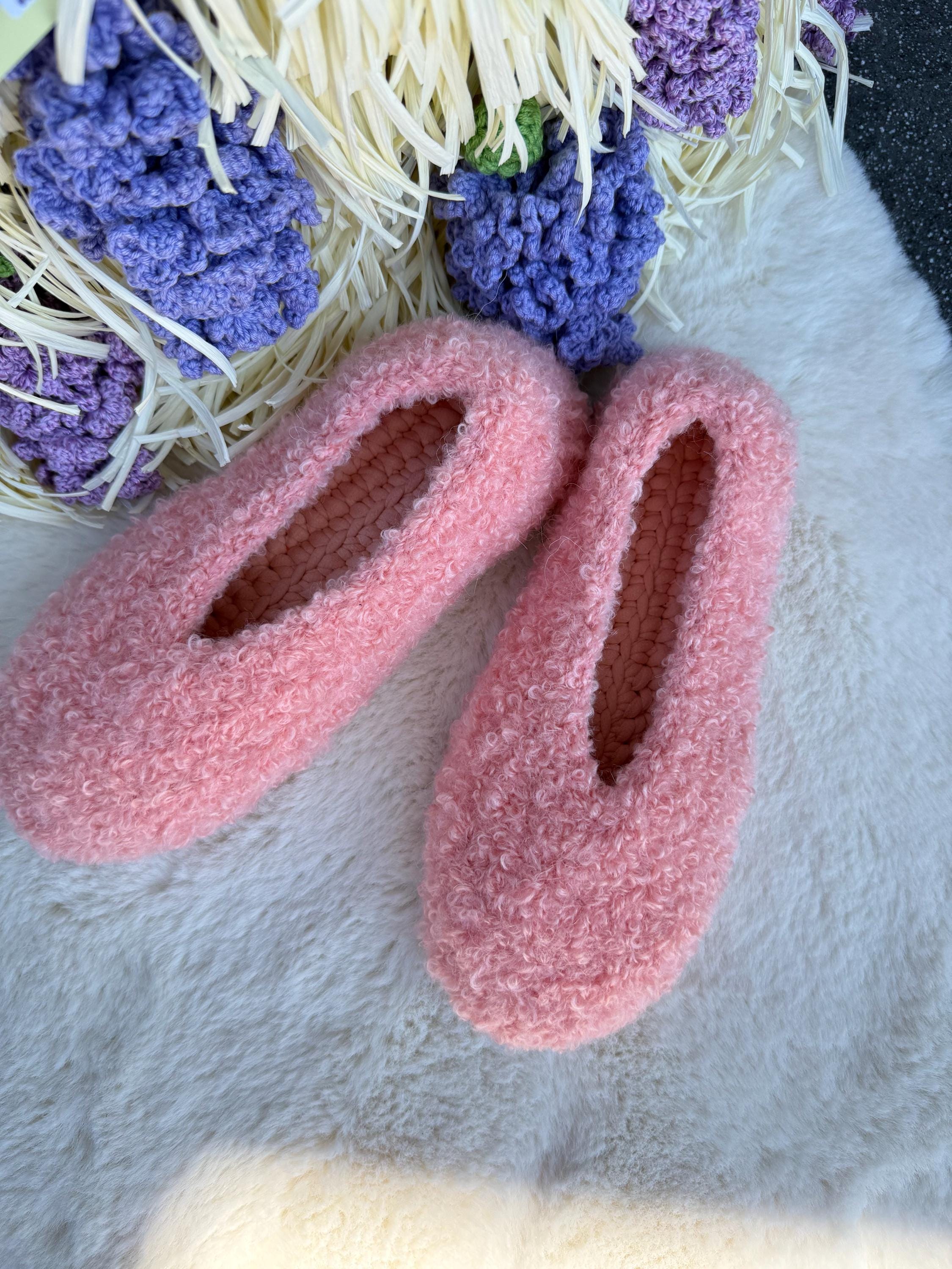 SLIPPERS — PINK — view 1