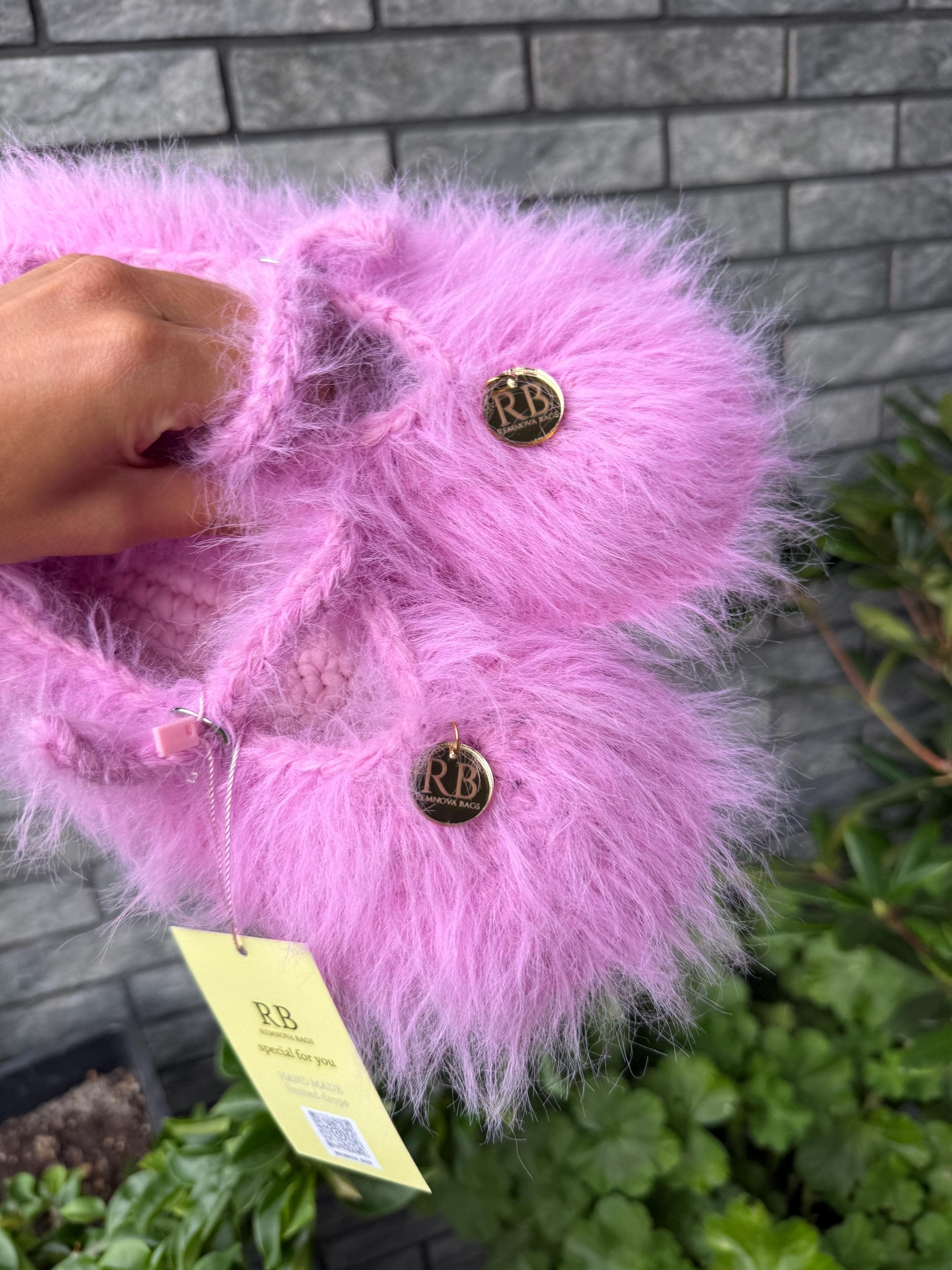 FUZZY SLIPPERS — PINK — view 6