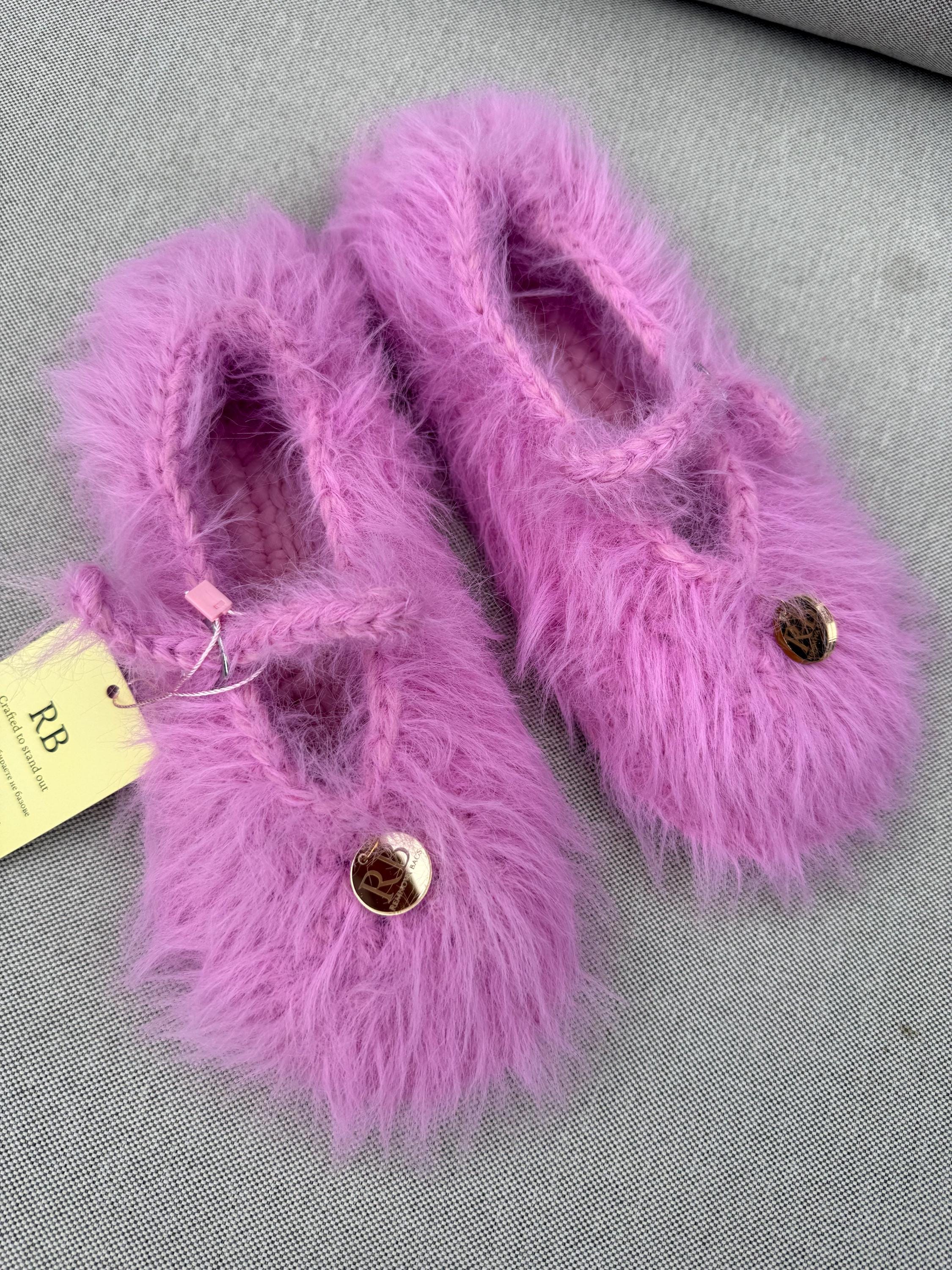 FUZZY SLIPPERS — PINK — view 4