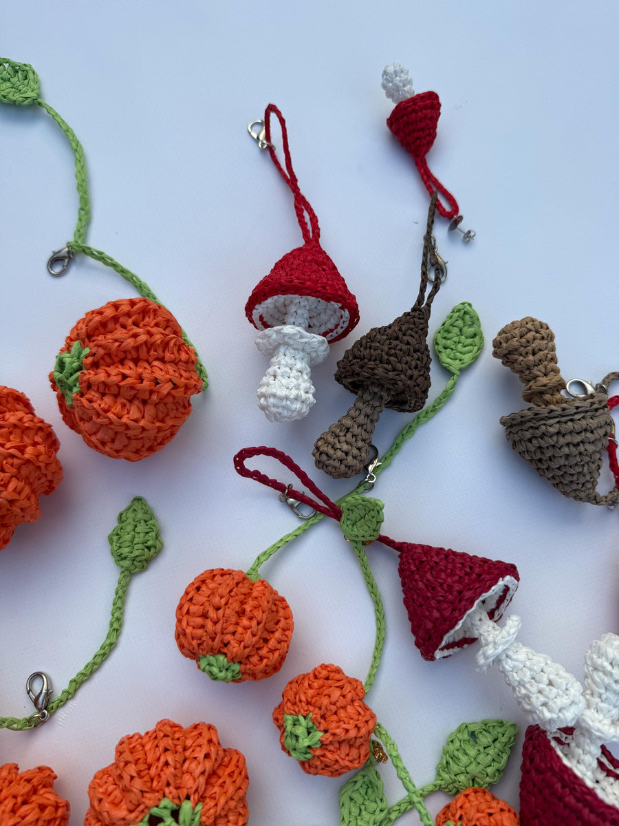 INDIVIDUAL CHARM — AUTUMN