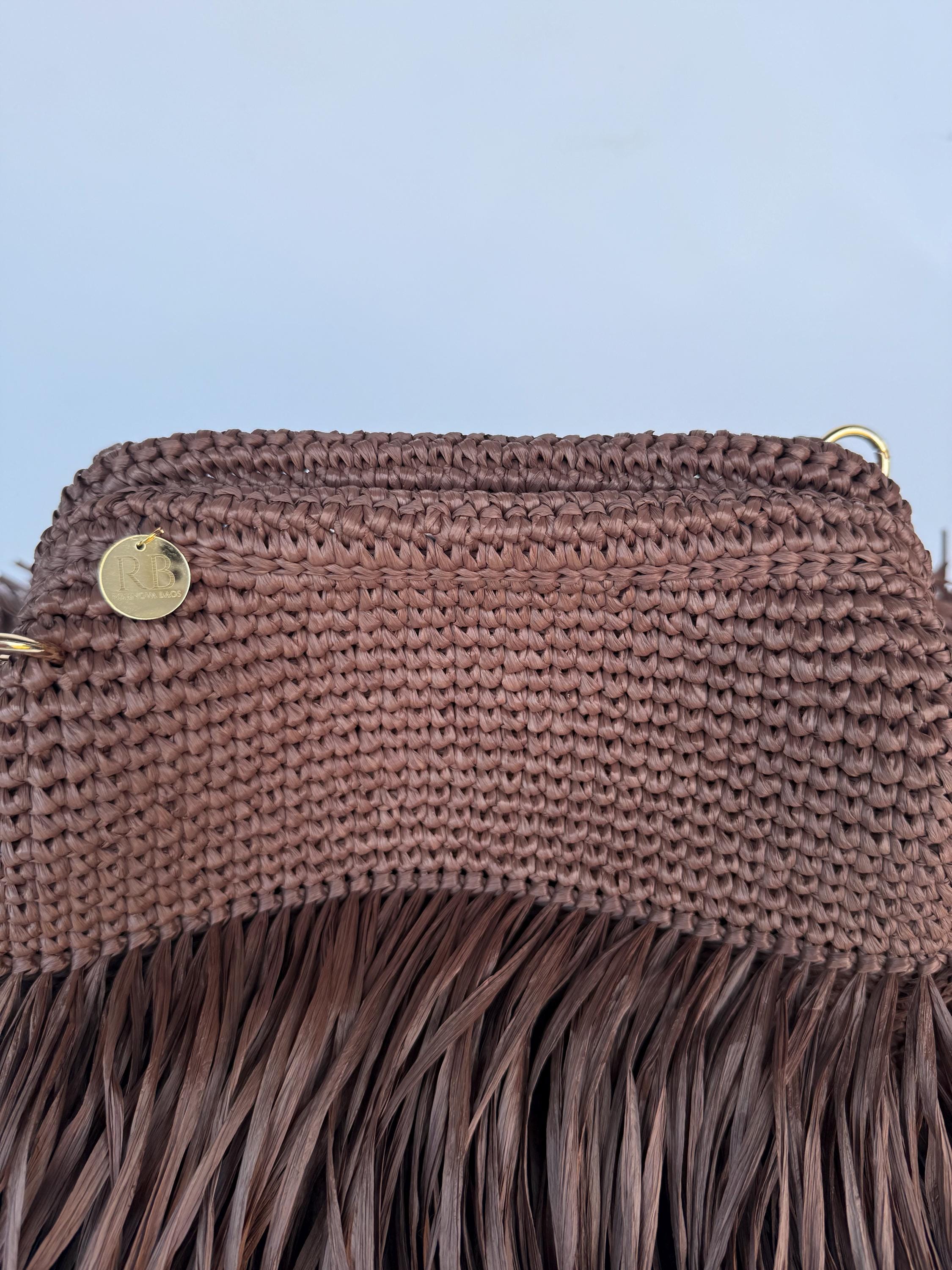 TEXTURE CLUTCH — CHOCOLATE — view 4