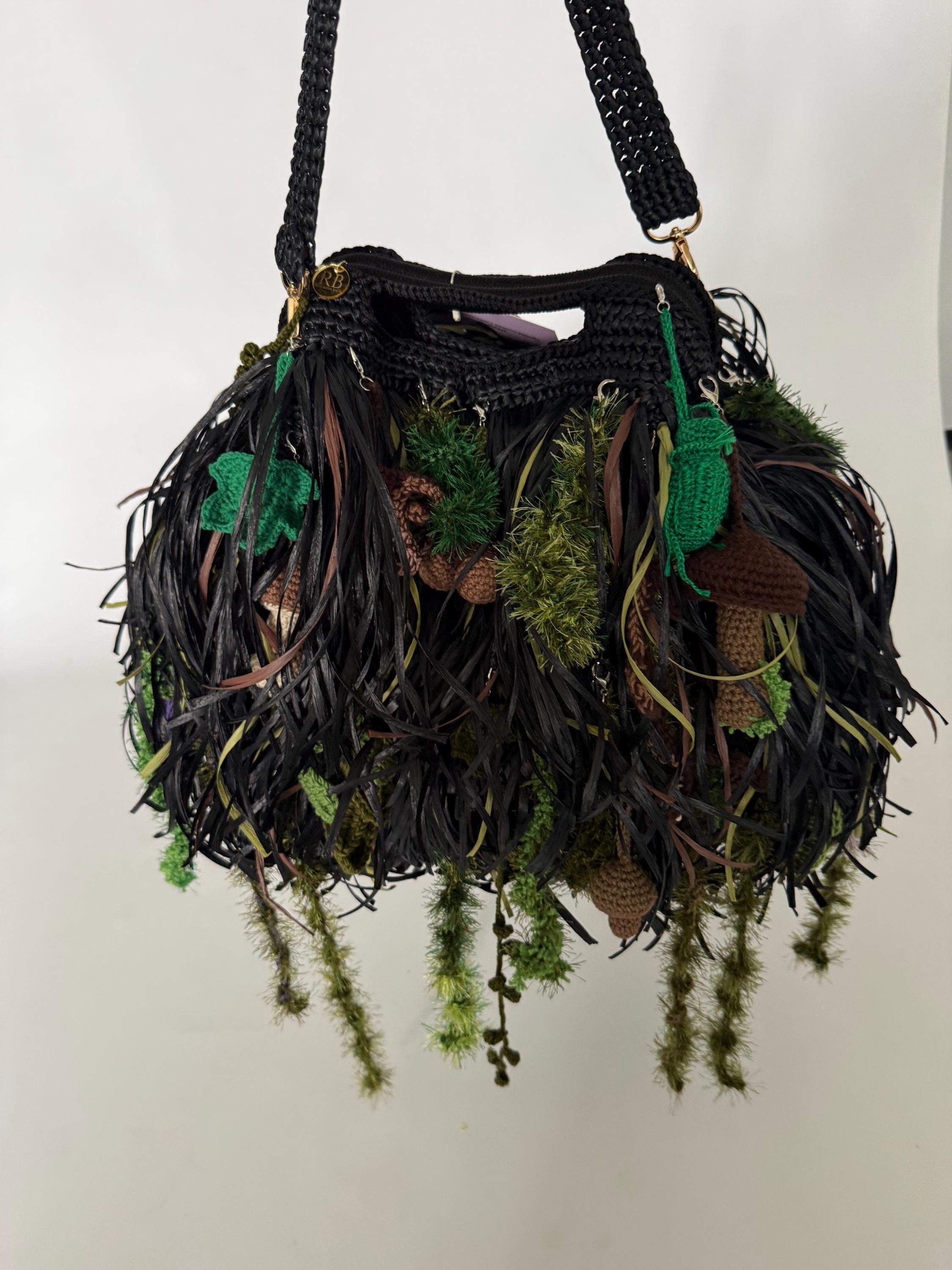 SHAGGY BAG — BLACK — view 8