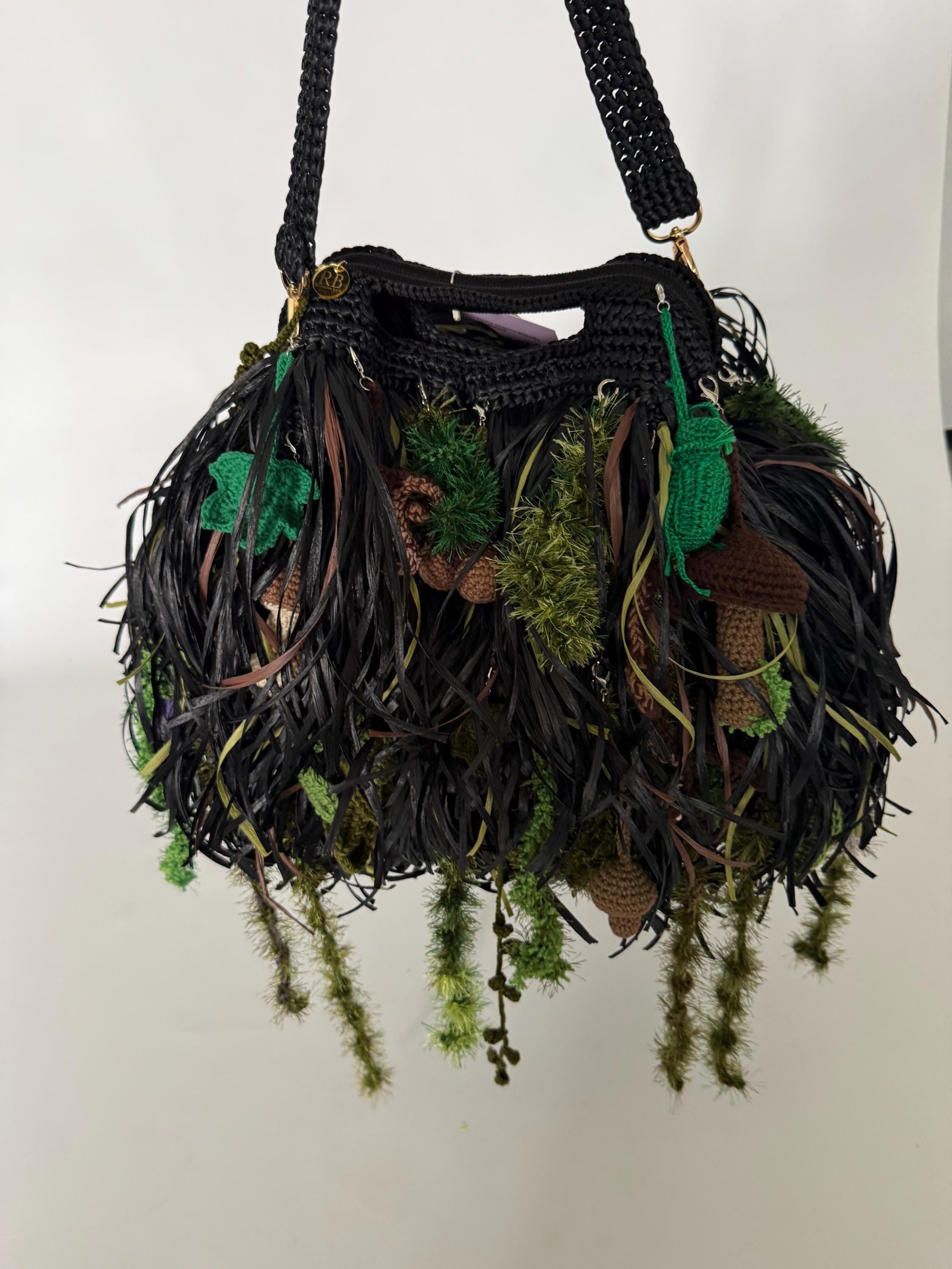 SHAGGY BAG — BLACK — view 8
