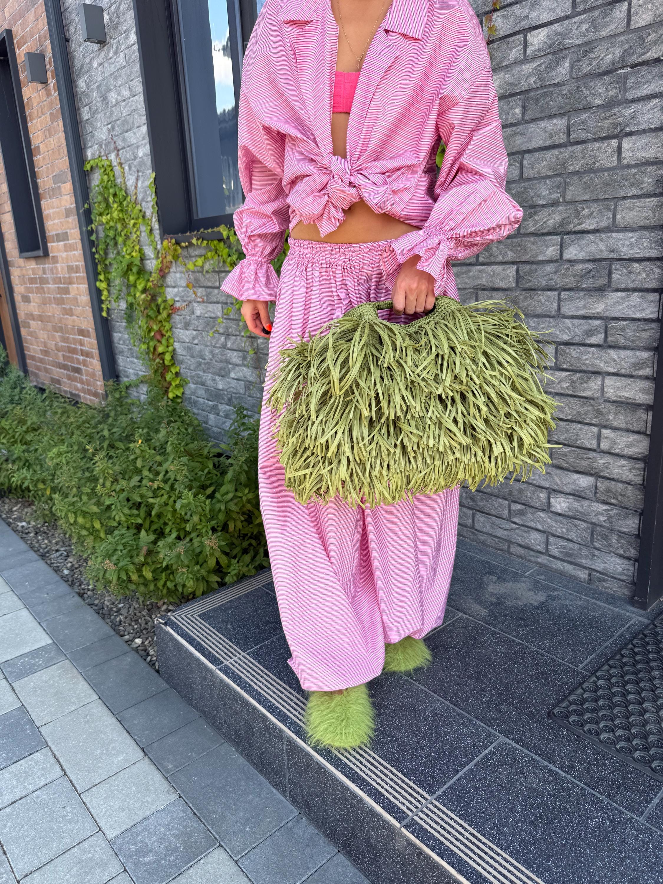 FUZZY SLIPPERS — GREEN — view 4