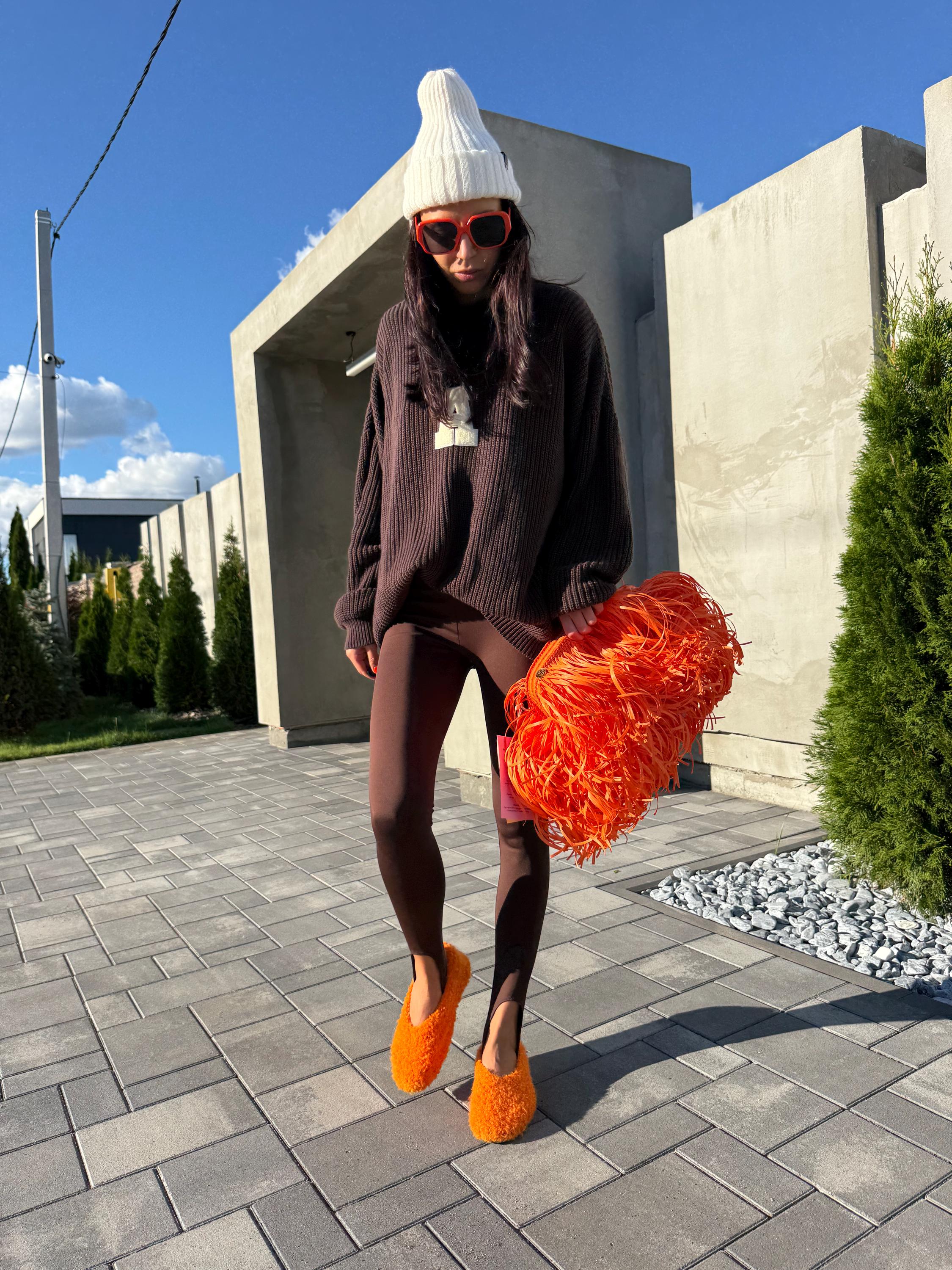 SLIPPERS — ORANGE — view 3