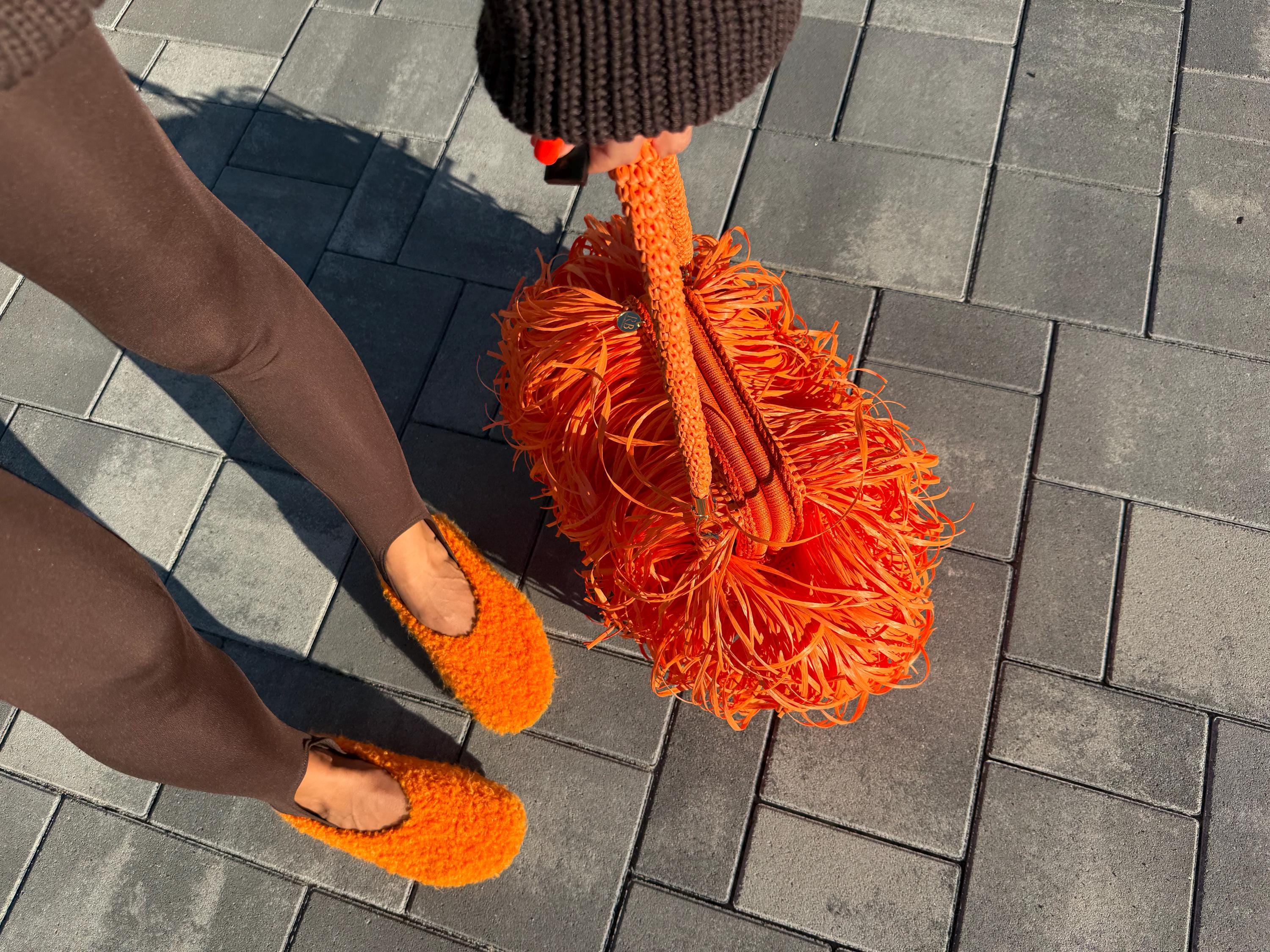 SLIPPERS — ORANGE — view 3