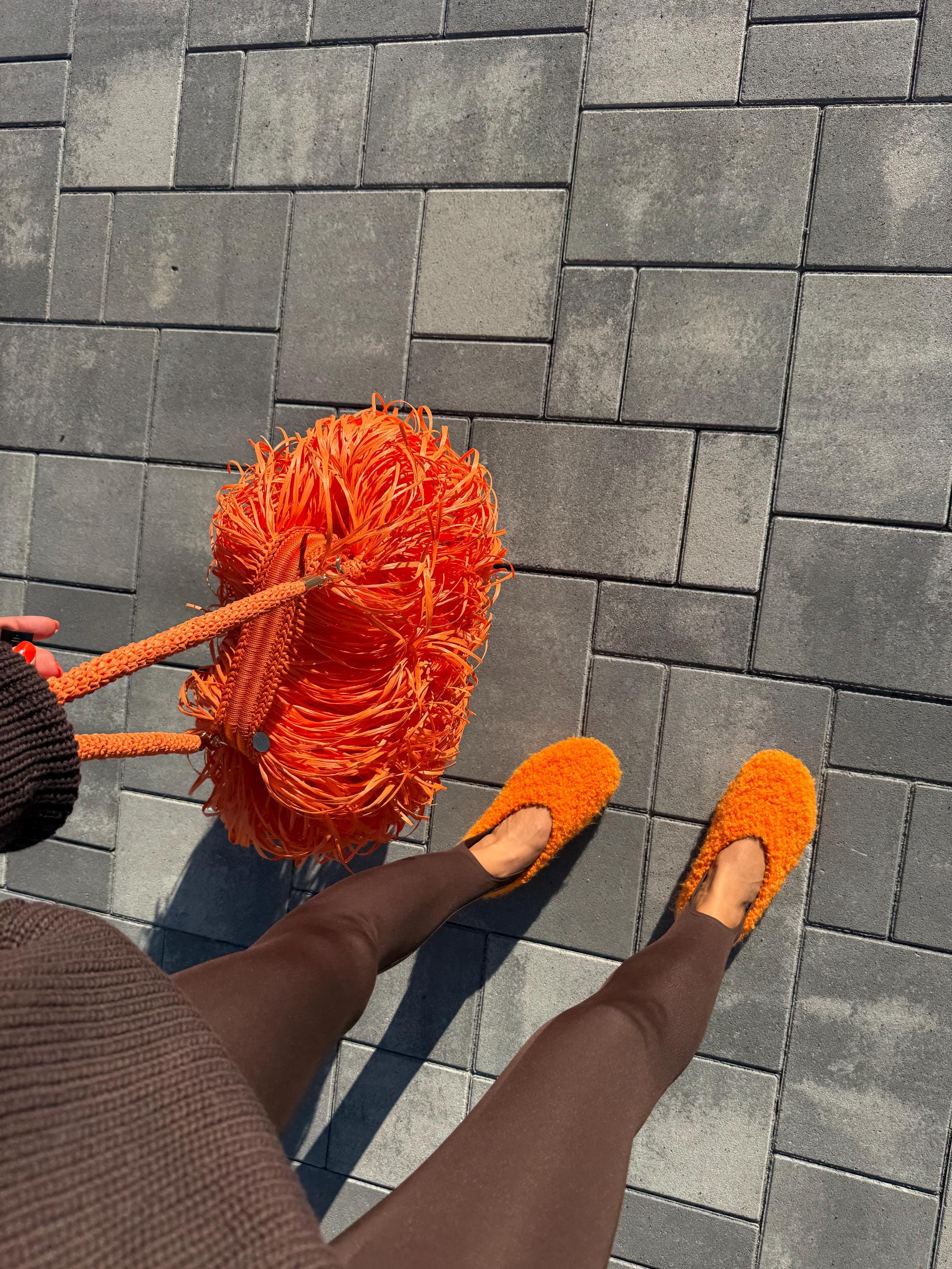 SLIPPERS — ORANGE — view 5