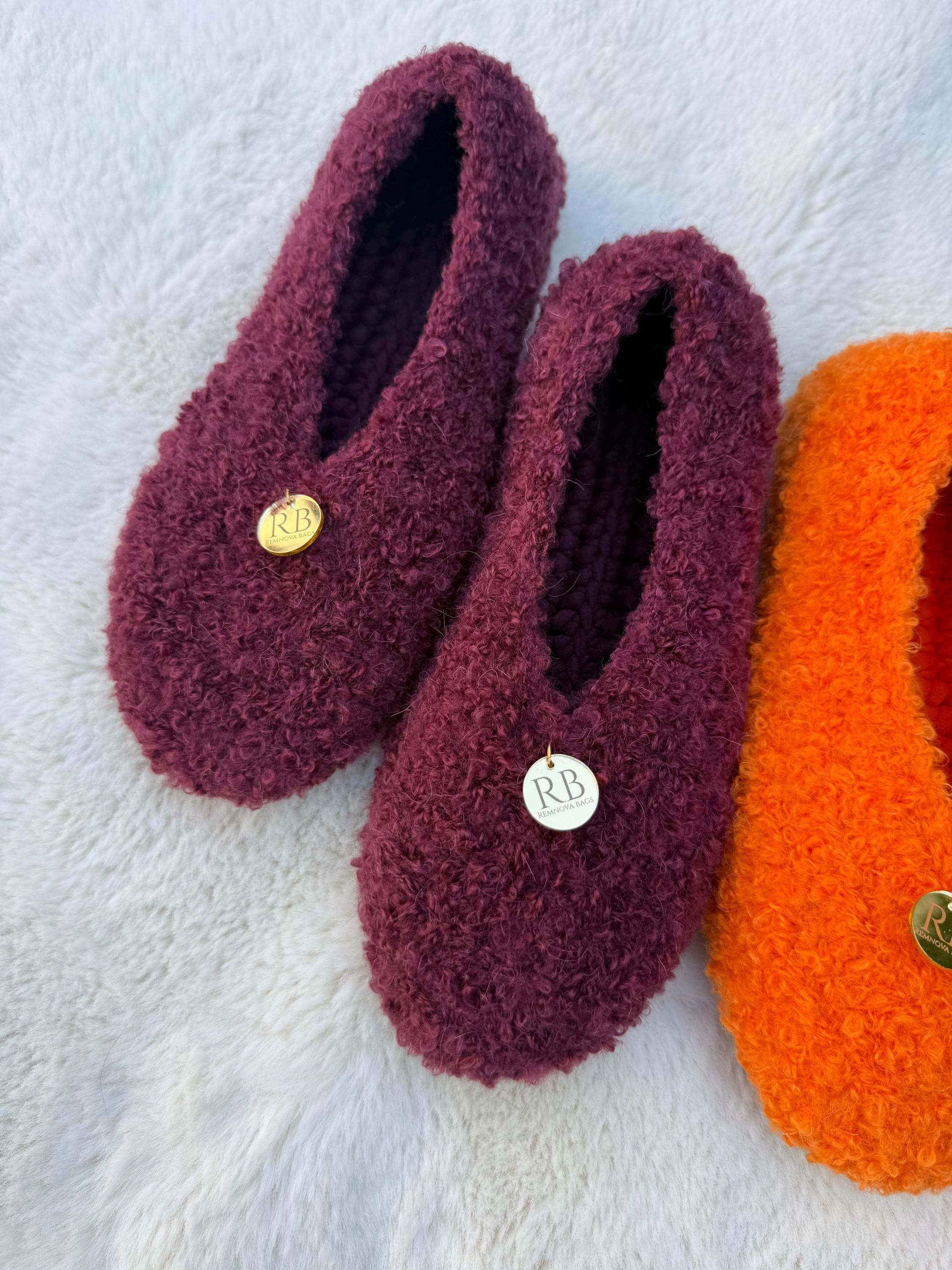 SLIPPERS — BURGUNDY — view 1