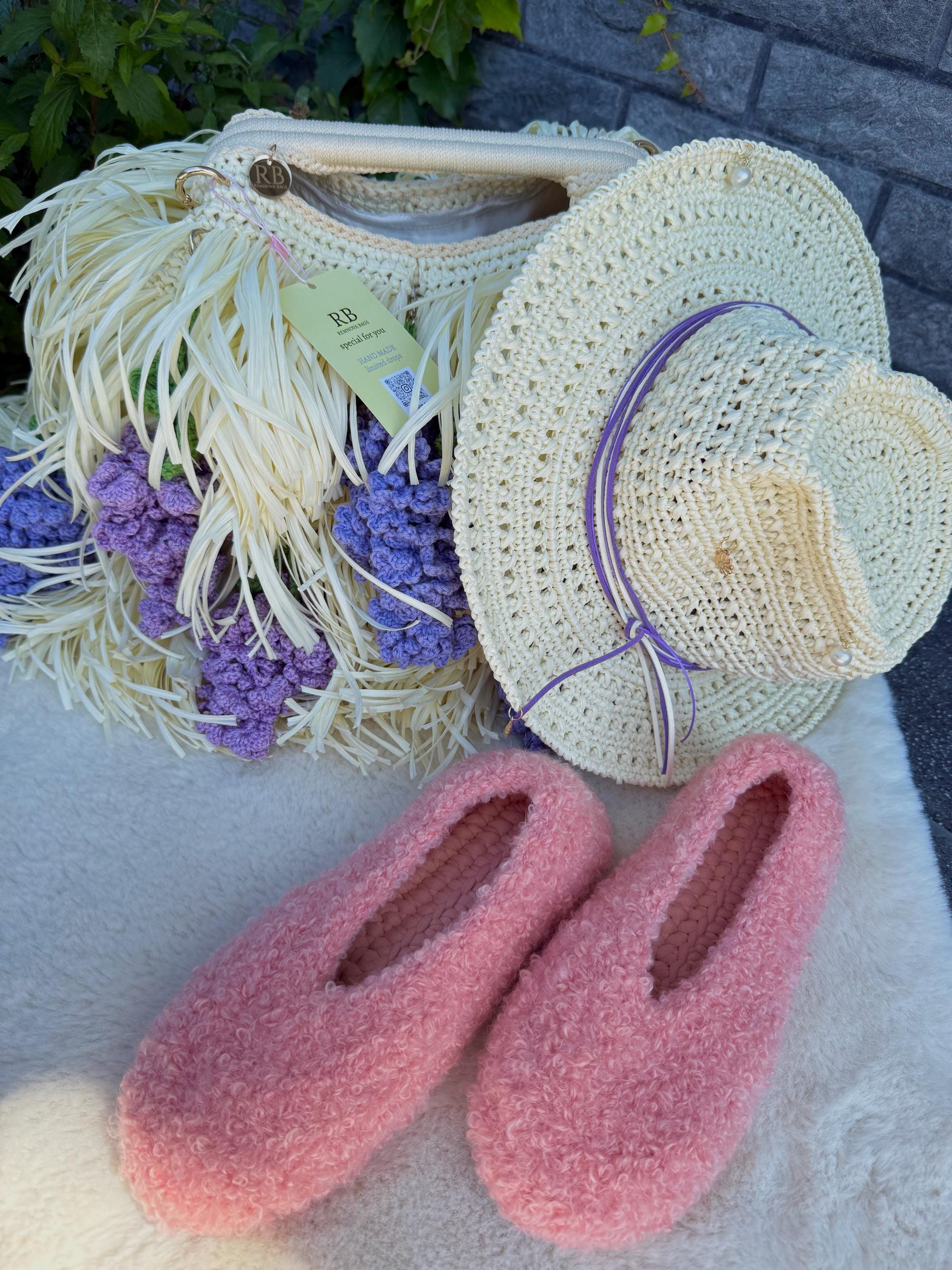 SLIPPERS — PINK — view 5