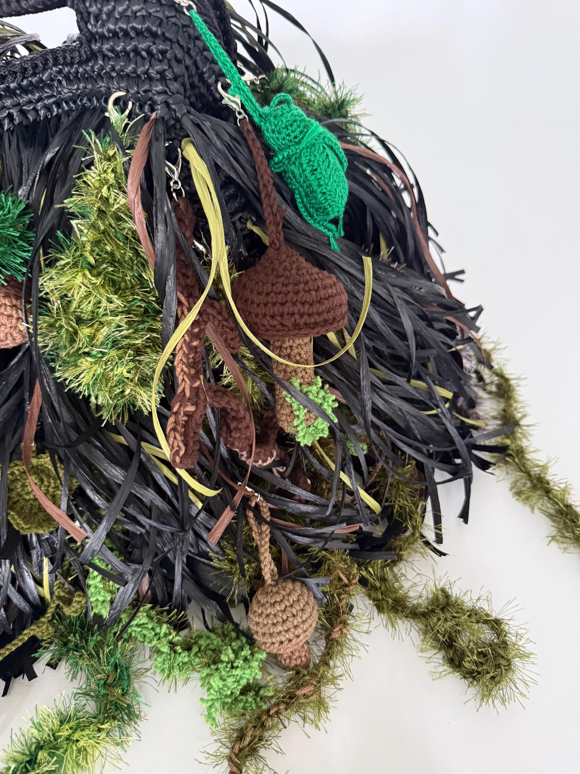 SHAGGY BAG — BLACK — view 8