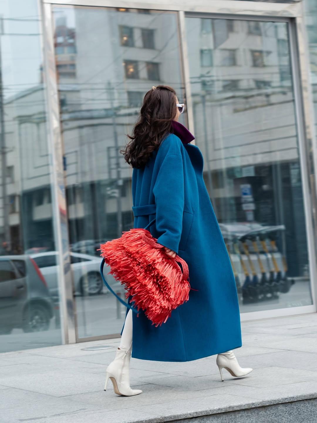 TEXTURE CLUTCH — RED — view 6