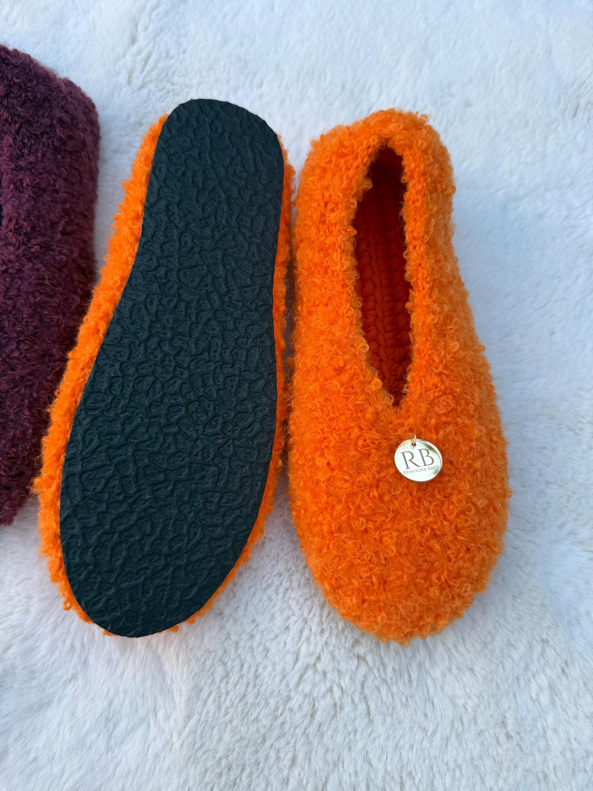SLIPPERS — ORANGE — view 1