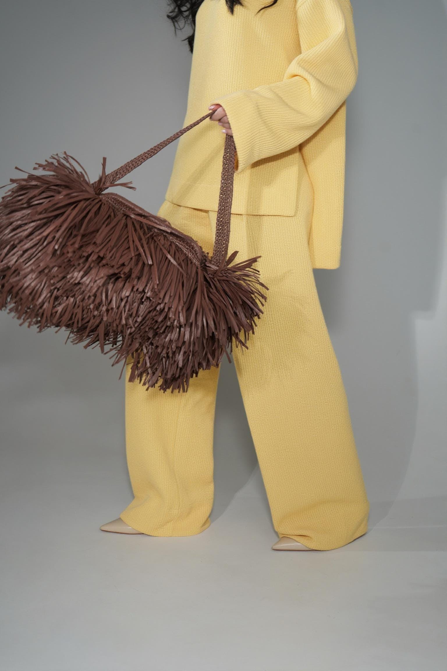 TEXTURE CLUTCH — BROWN — view 4
