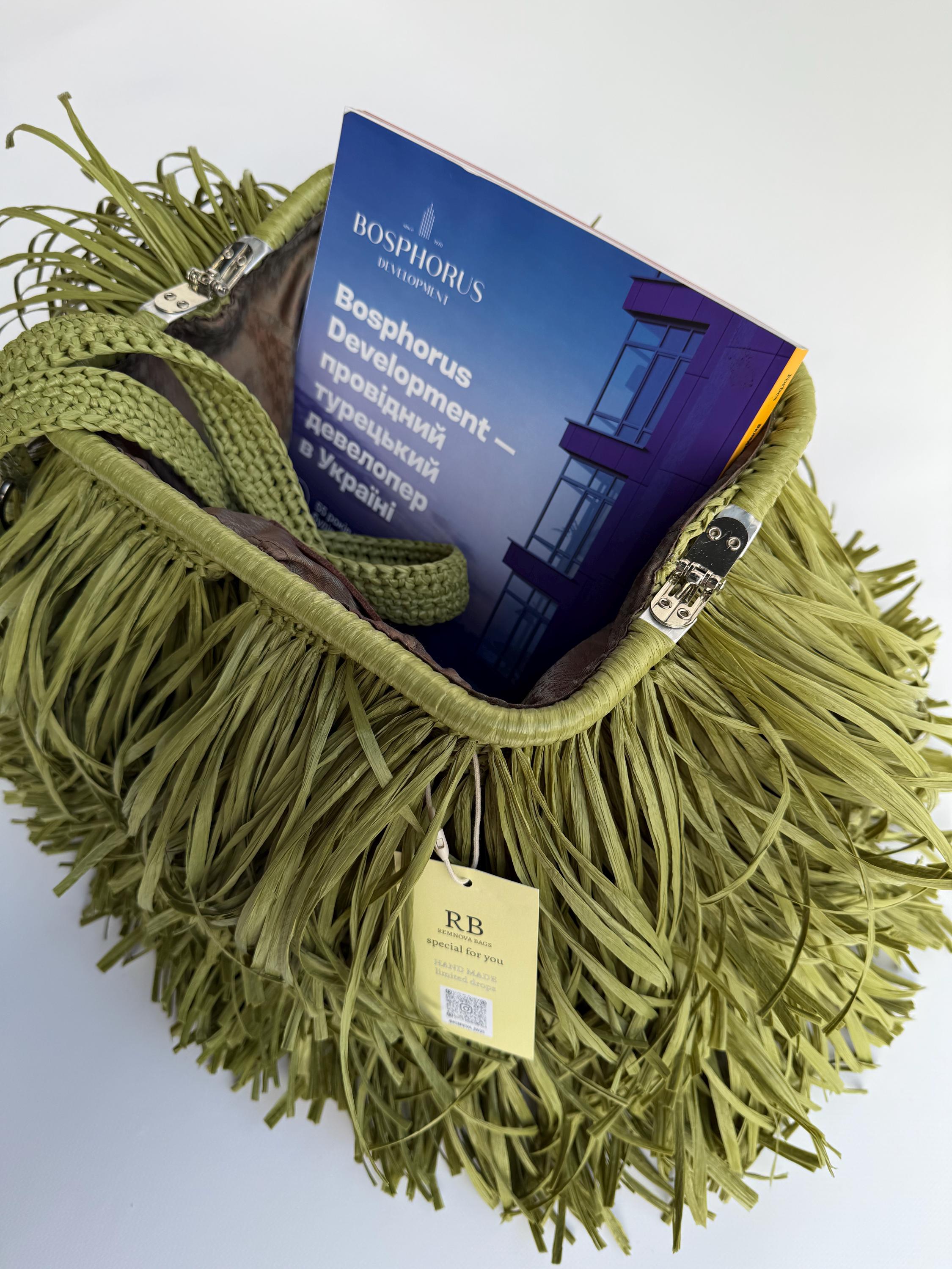 TEXTURE CLUTCH — OLIVE — view 4