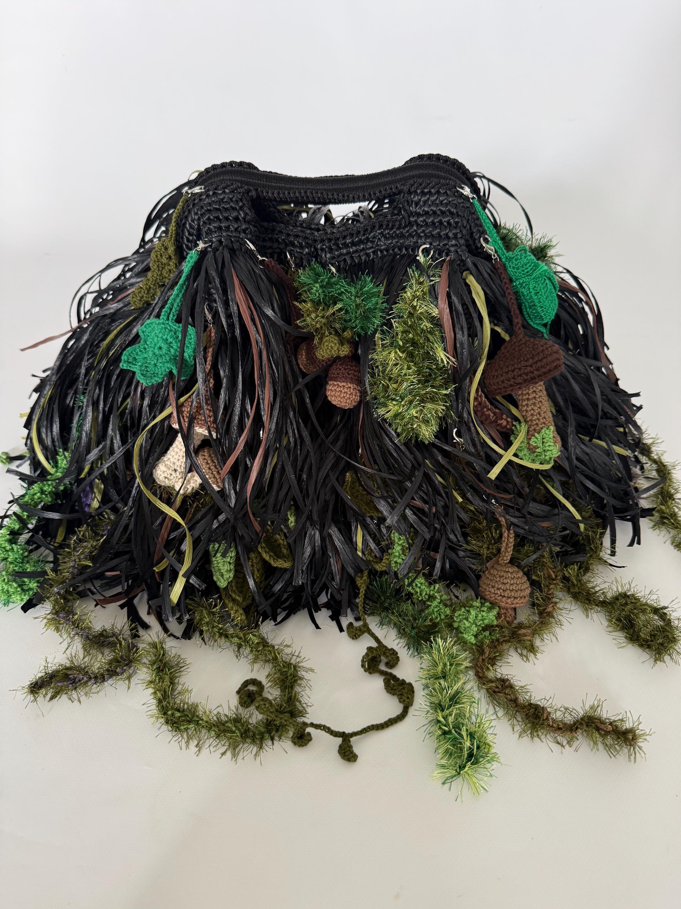 SHAGGY BAG — BLACK — view 9