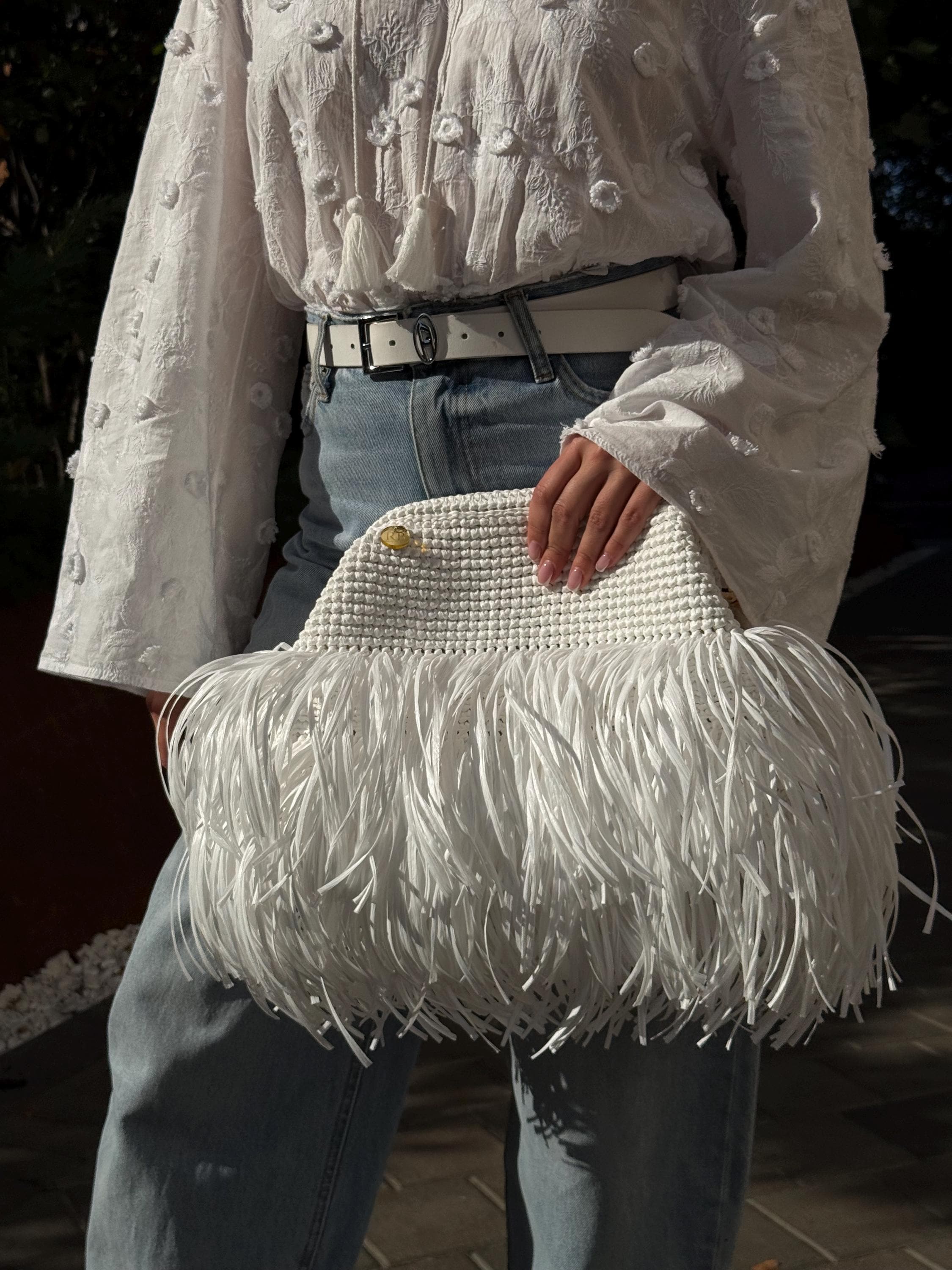 TEXTURE CLUTCH — WHITE — view 4