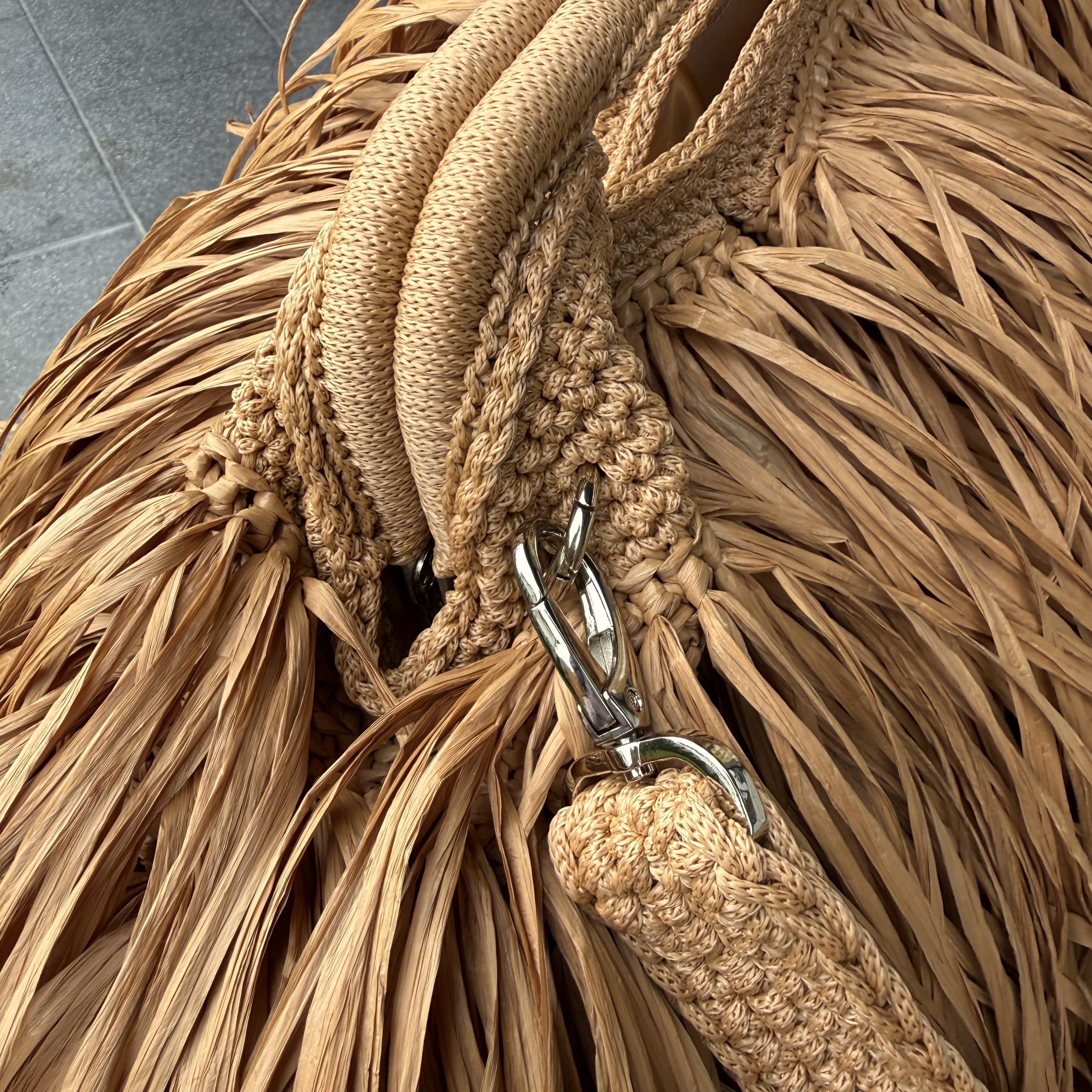 GIANT RAFFIA TOTE — BROWN