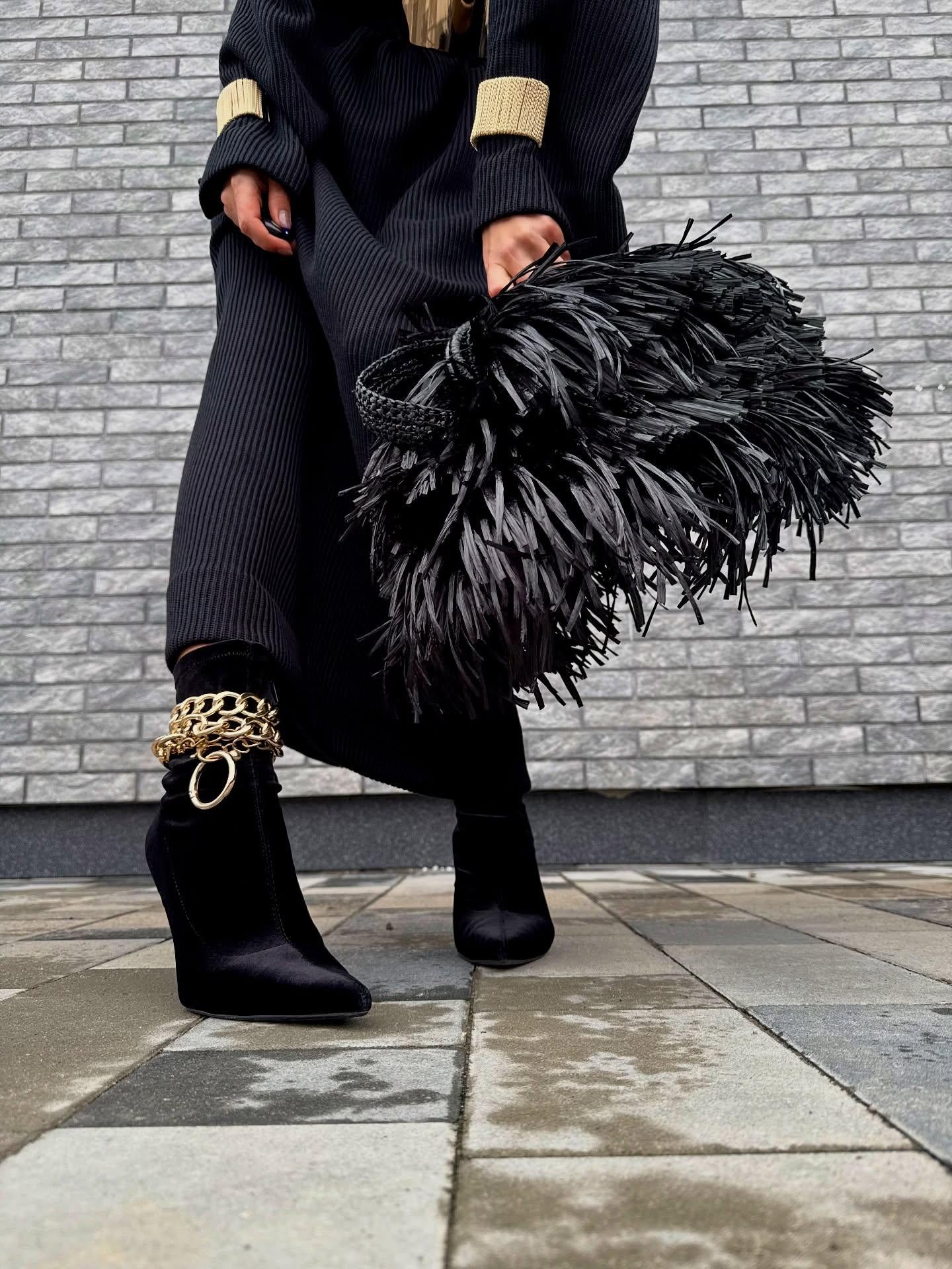 TEXTURE CLUTCH — BLACK — view 2