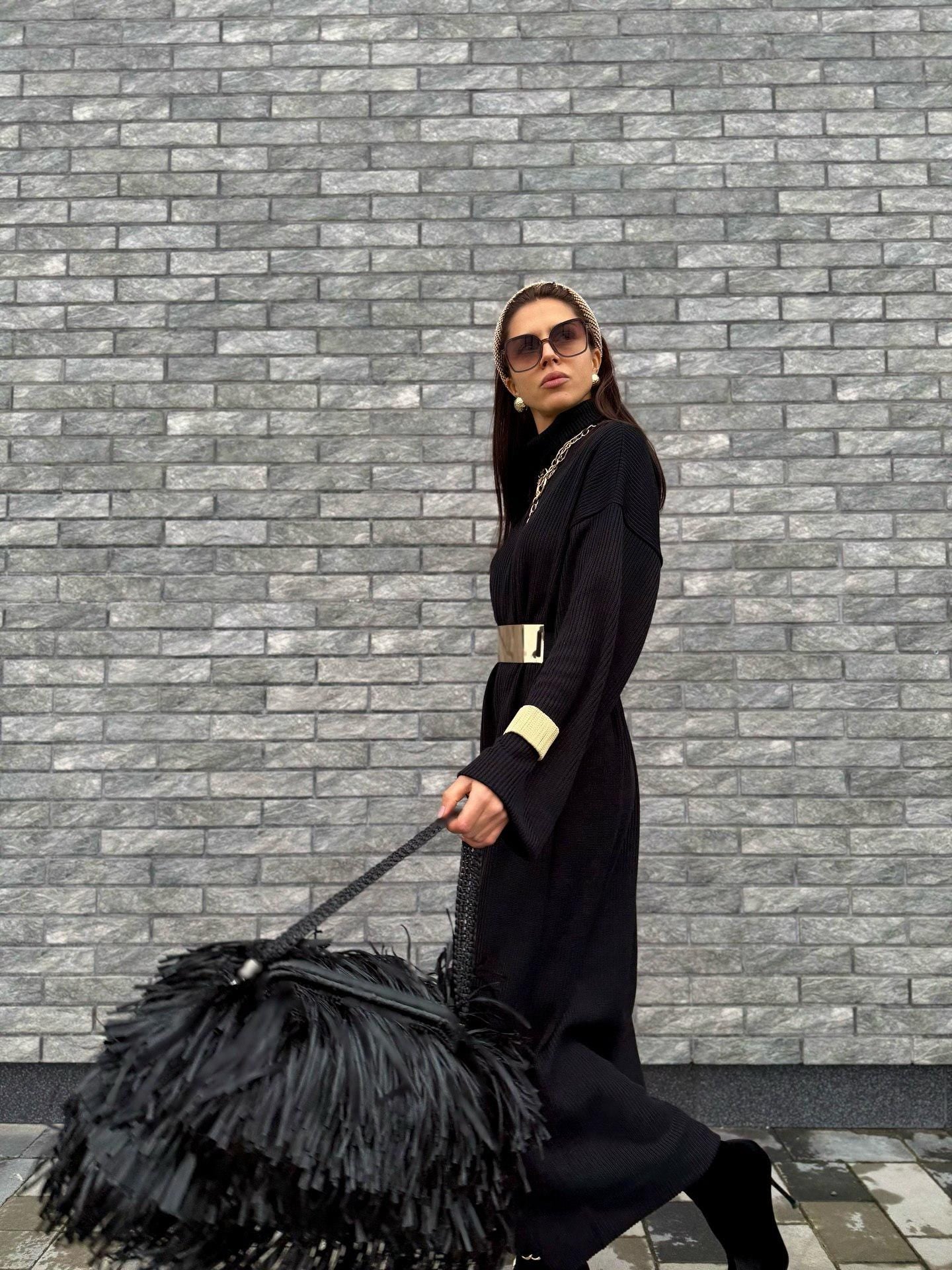 TEXTURE CLUTCH — BLACK — view 5