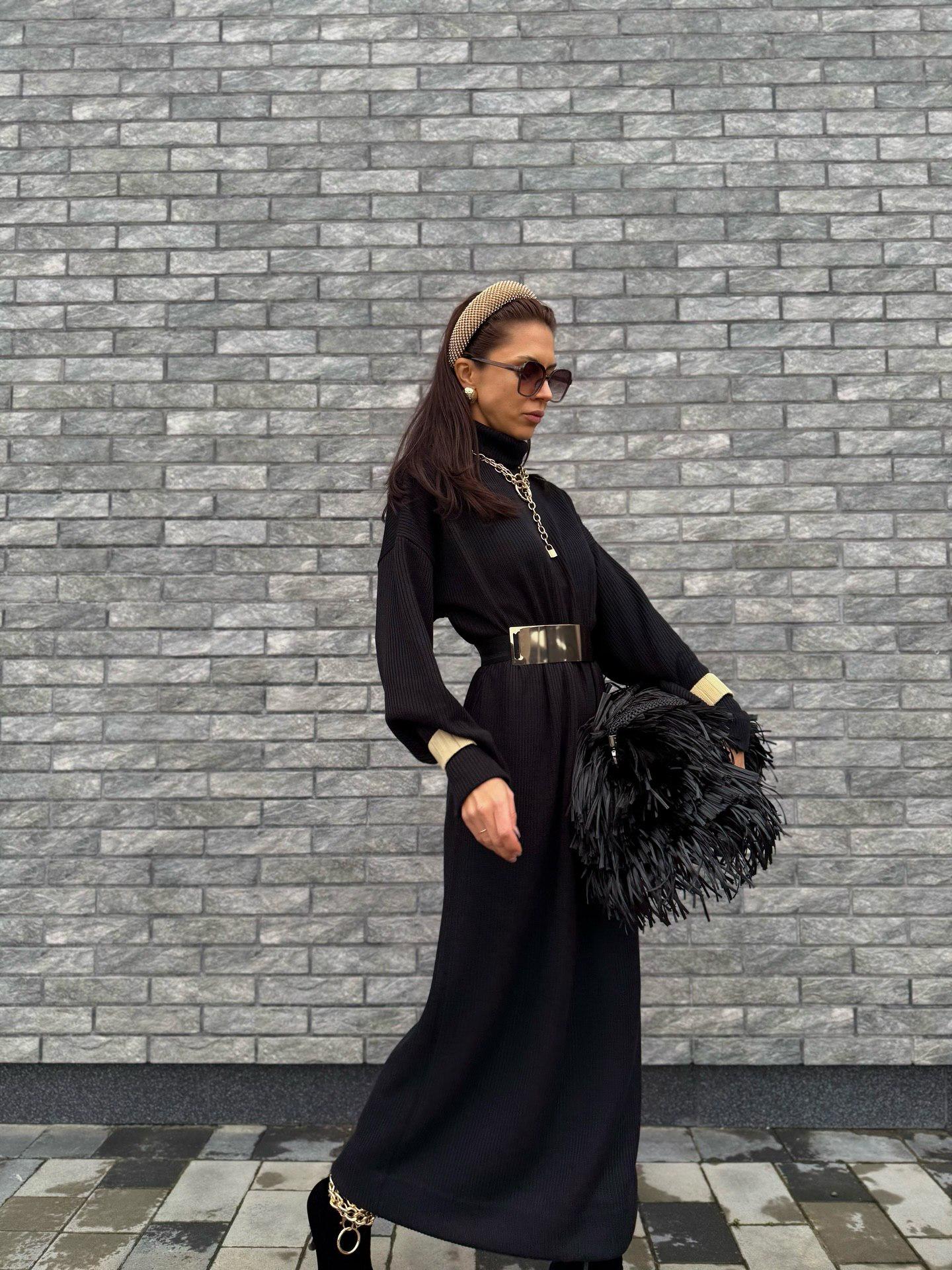 TEXTURE CLUTCH — BLACK — view 6